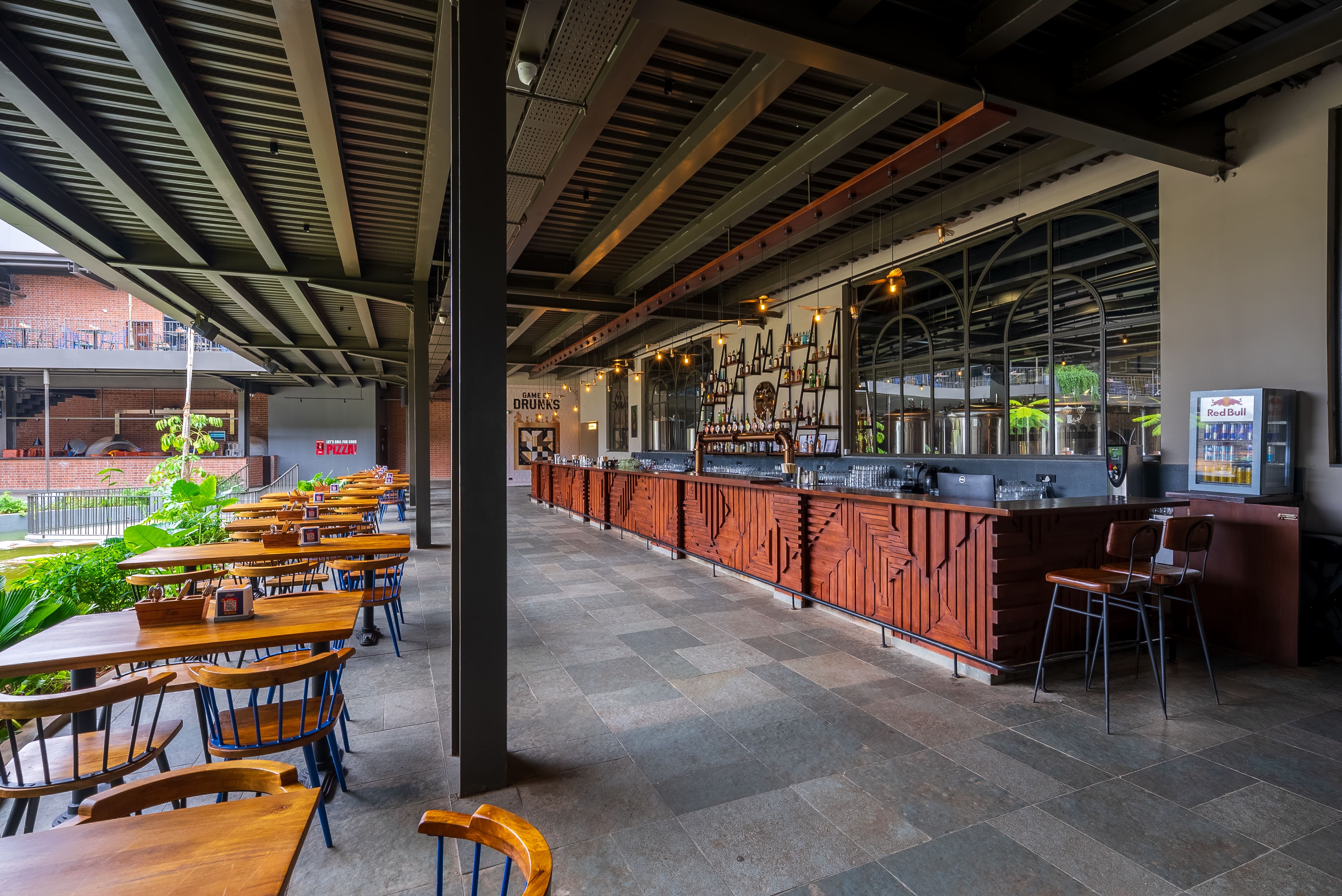 rooftop bars, rooftop bars near me, rooftop pubs, rooftop lounges, best rooftop bars, rooftop bar near me, sky bar, rooftop dining near me - The Bier Library - img5