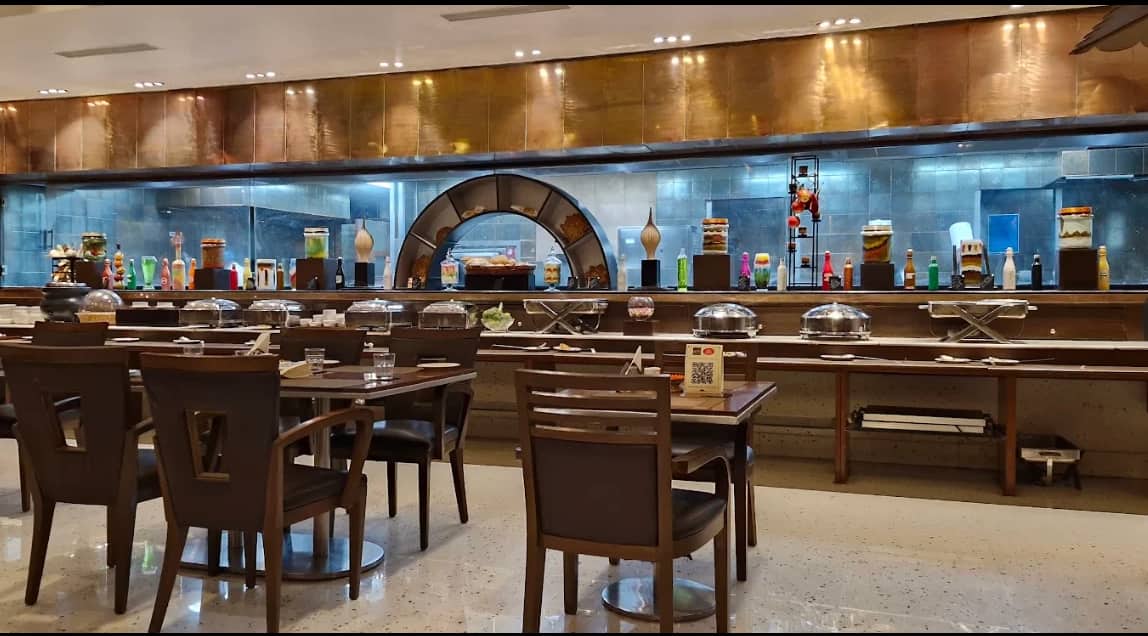 buffet restaurants, buffet near me, dinner buffet near me, breakfast buffet near me, lunch buffet near me - Mythh - HHI - img2