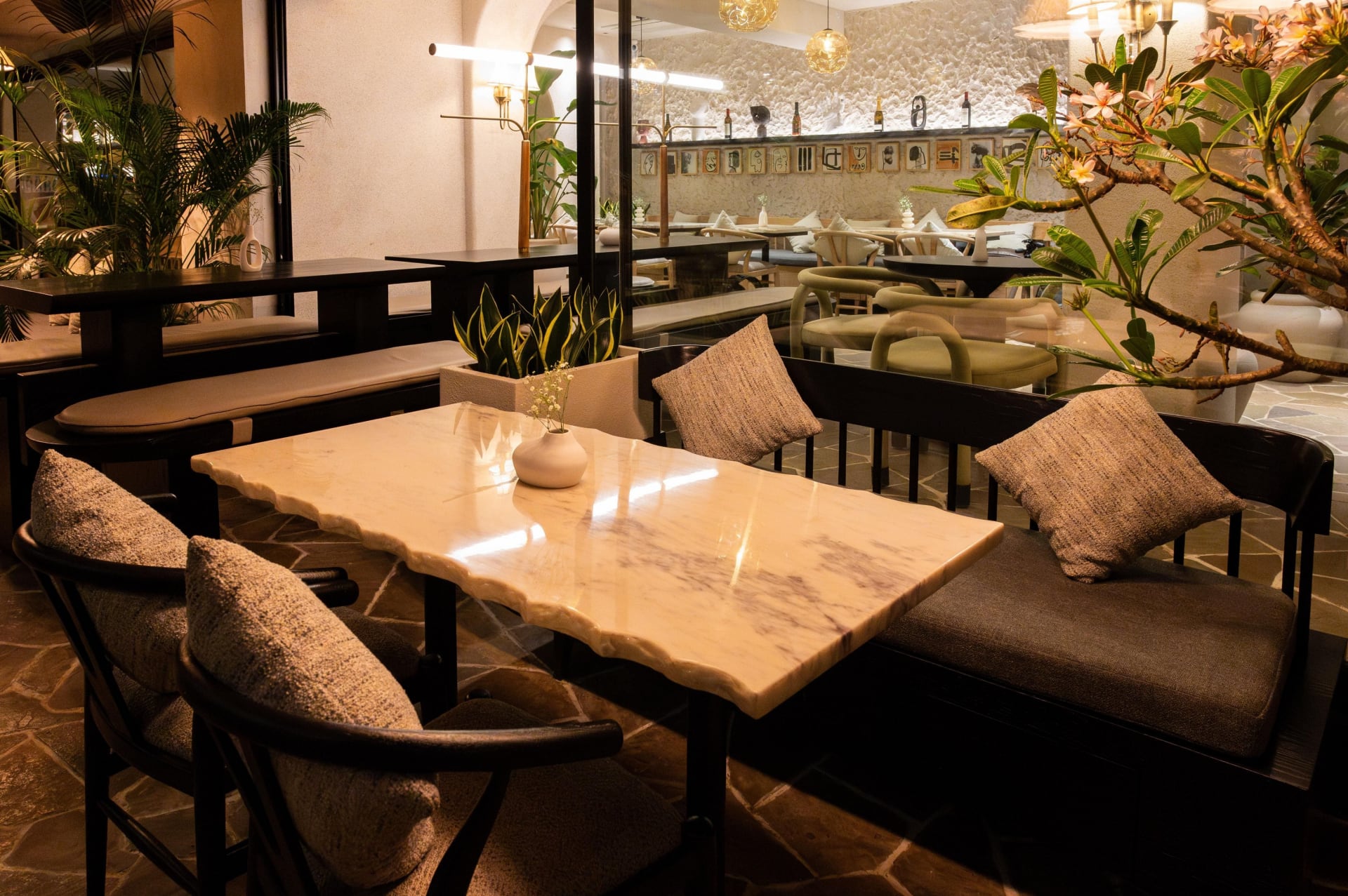 Restaurant image