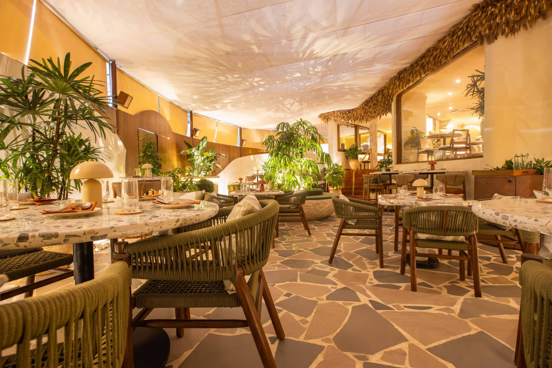 Restaurant image
