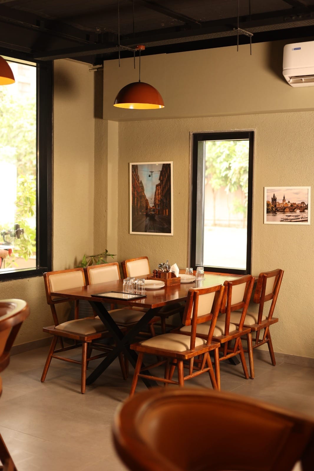 Restaurant image