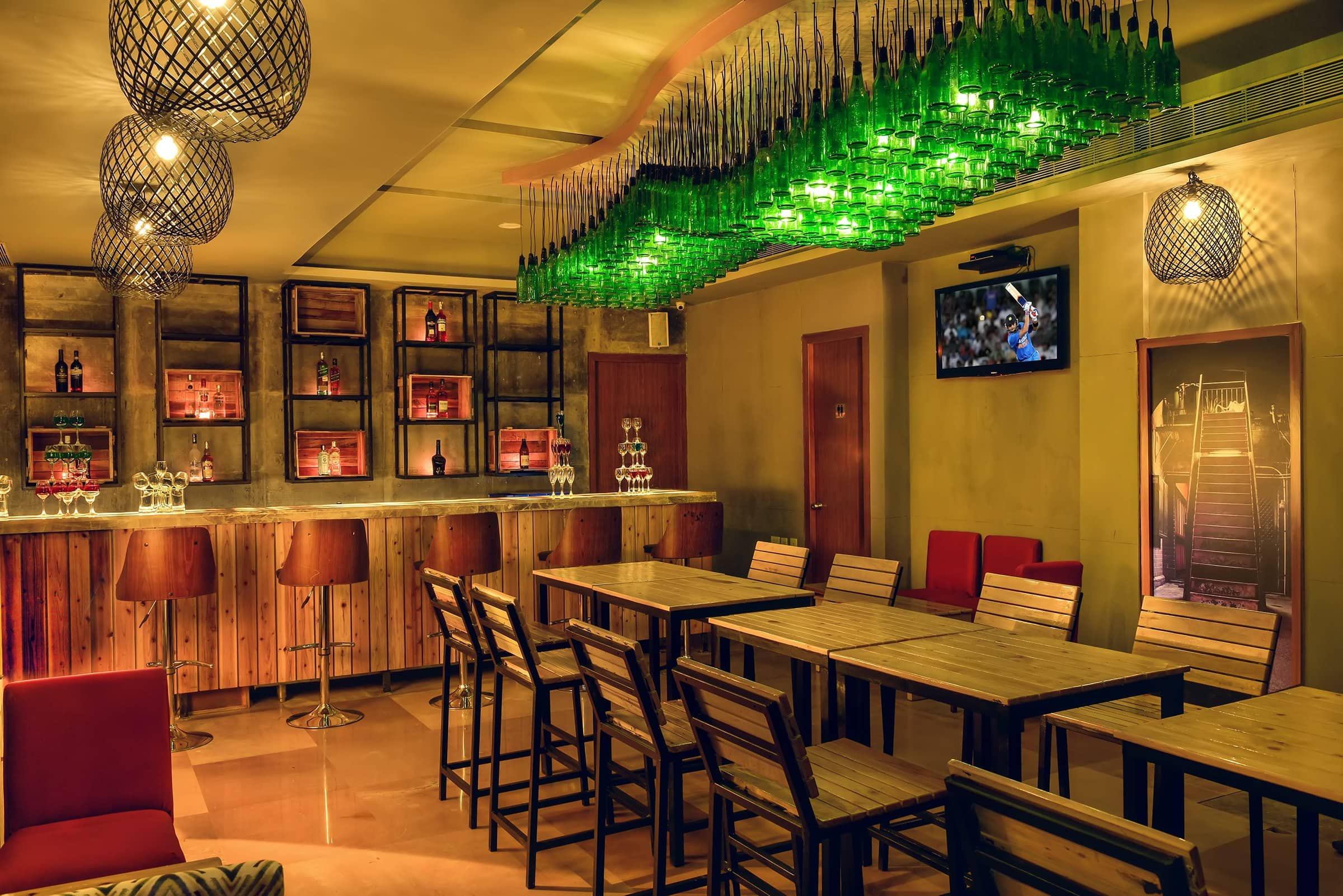 Raya Bar & Lounge By Pipal Tree