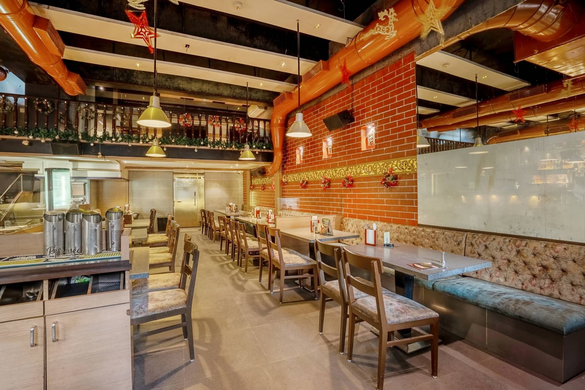 Restaurant image