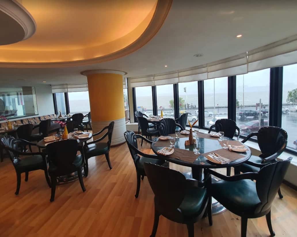 rooftop restaurants near me, rooftop dining near me, rooftop restaurants, rooftop cafe, restaurants on the beach near me - The Bayview Restaurant - Marine Plaza - img1