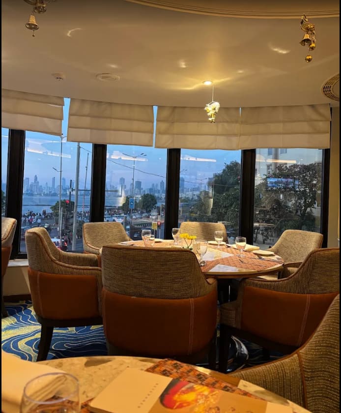 rooftop restaurants near me, rooftop dining near me, rooftop restaurants, rooftop cafe, restaurants on the beach near me - The Bayview Restaurant - Marine Plaza - img2