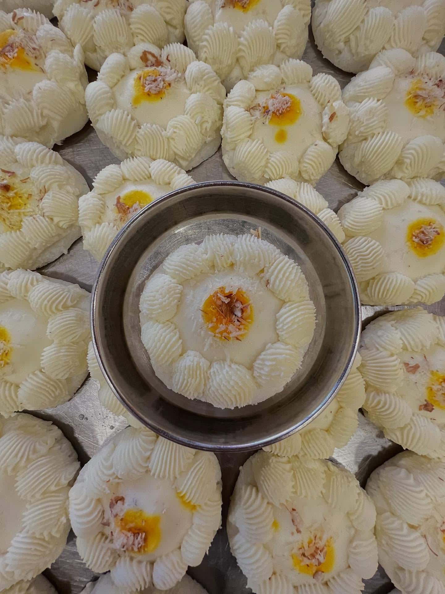 vegetarian restaurants near me, pure veg restaurants near me, family restaurants near me, veg restaurants, pav bhaji, vada pav, veg thali near me, thali near me, veg biryani, vegetarian food - Shree Thaker Bhojanalay - img4