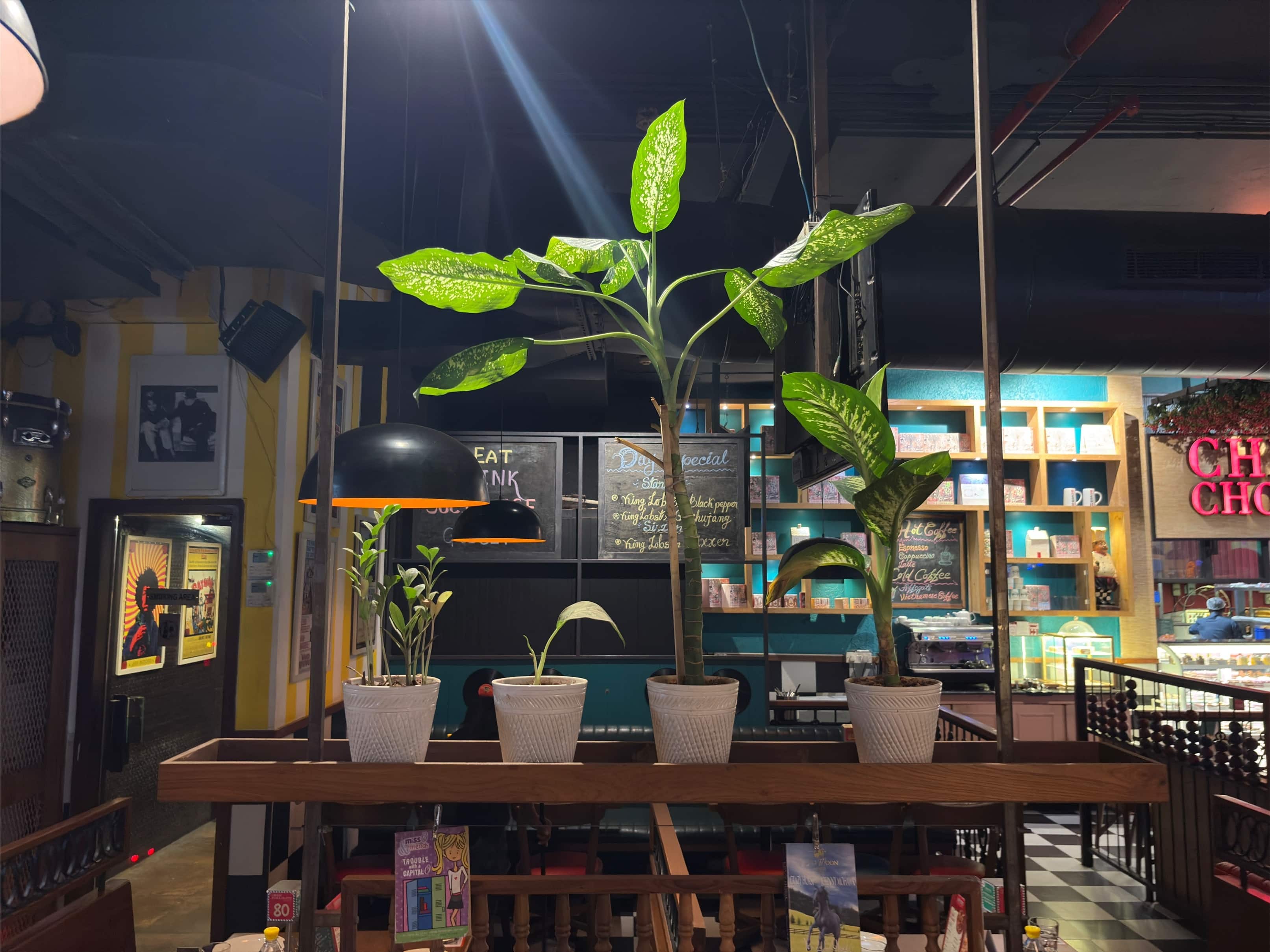 Restaurant image