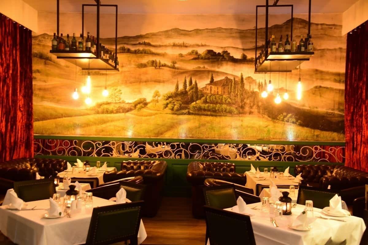 Restaurant image