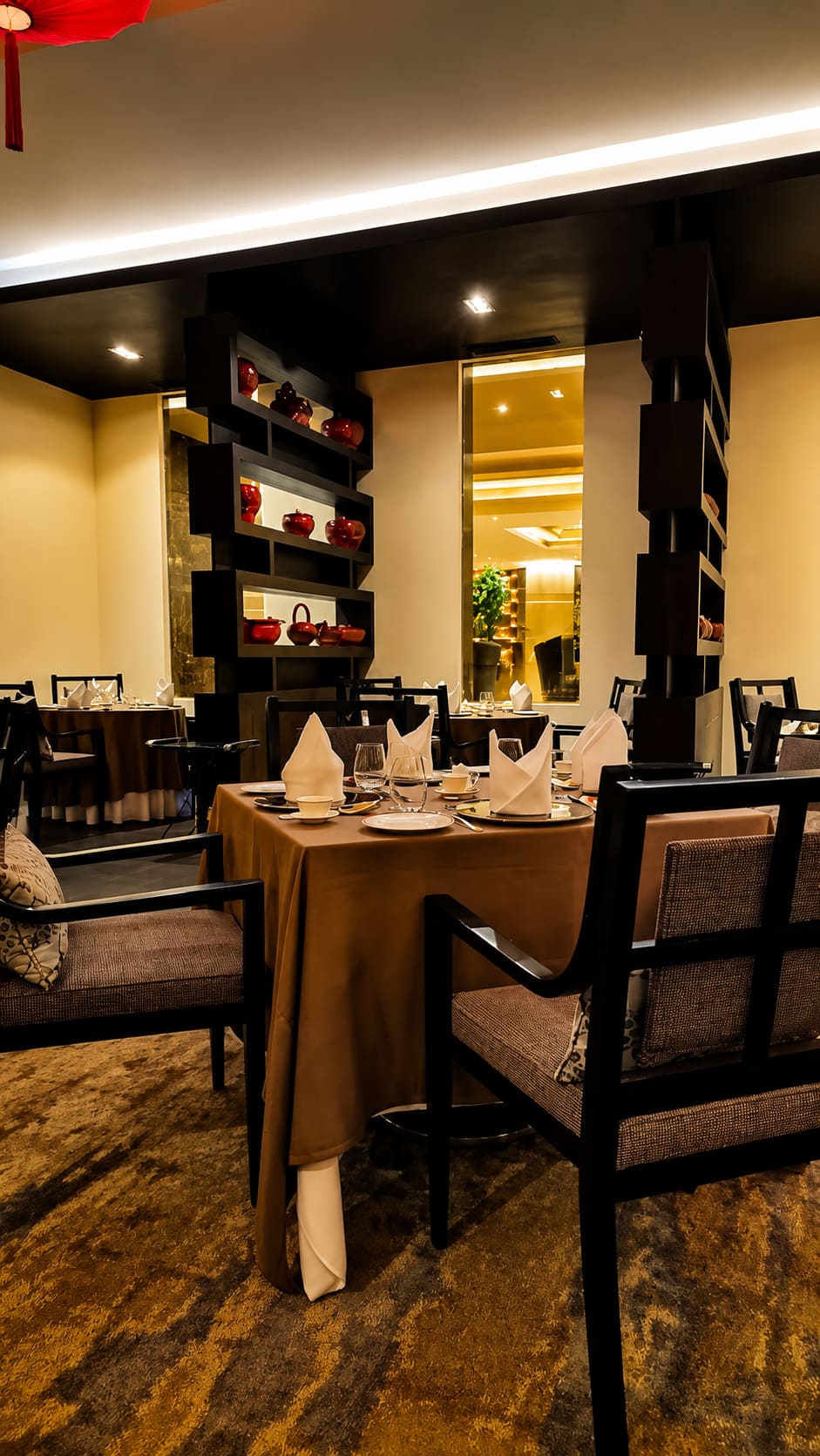 best chinese restaurant in chennai, fine dining chennai, best fine dine restaurants in chennai, luxury restaurants in chennai - Golden Dragon - Taj Coromandel - img1