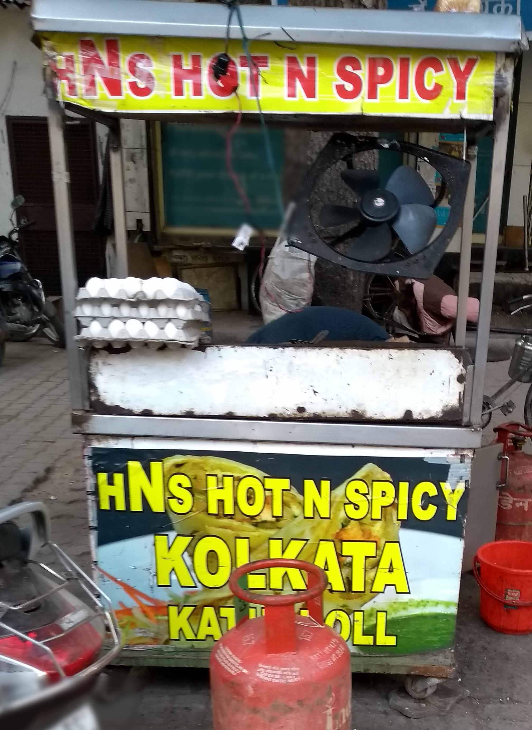 Hot & Spicy Kolkata Kathi Roll, Rajinder Nagar, New Delhi