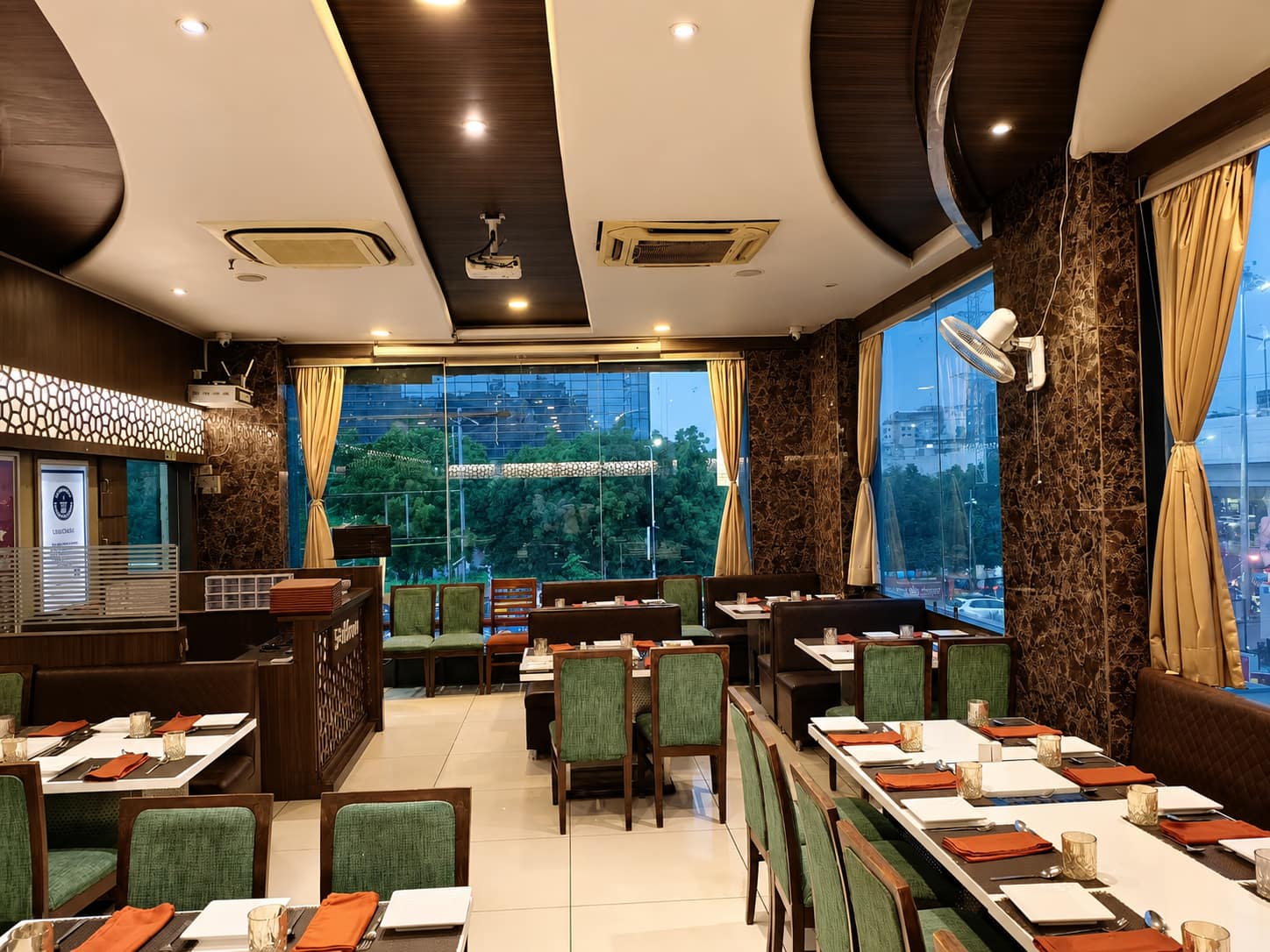 Restaurant image