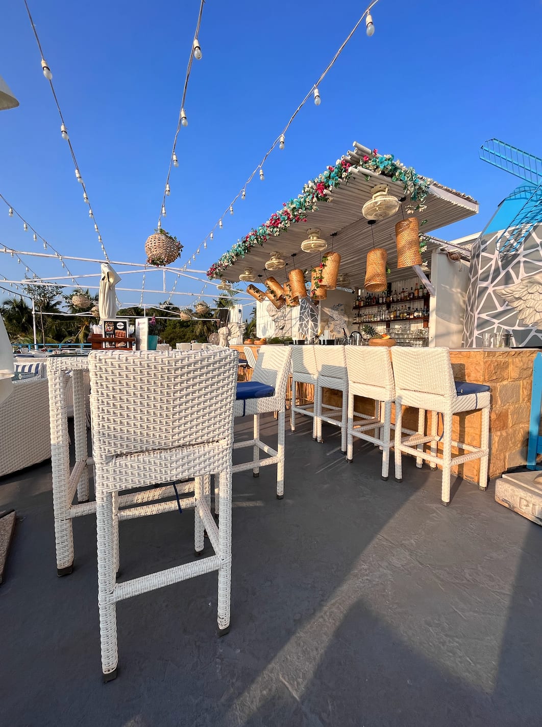 sea view restaurants, group dining restaurants, large group restaurants, beachfront restaurants, family restaurants - Purple Martini Seaside Lounge and Restobar - img4