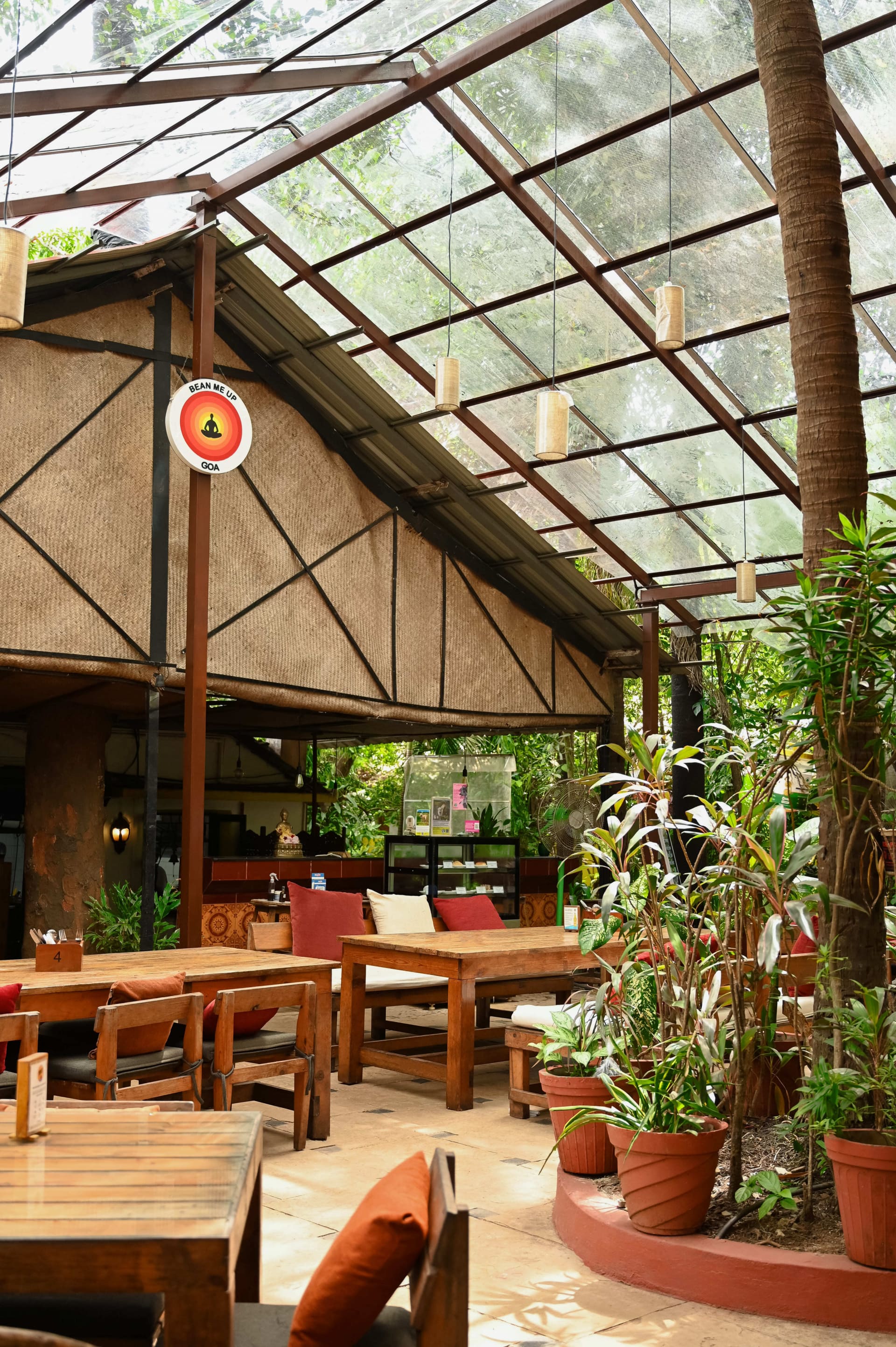 pet friendly places, pet friendly cafes, pet friendly dining, dog friendly restaurants, dog friendly cafes - Bean Me Up - img1