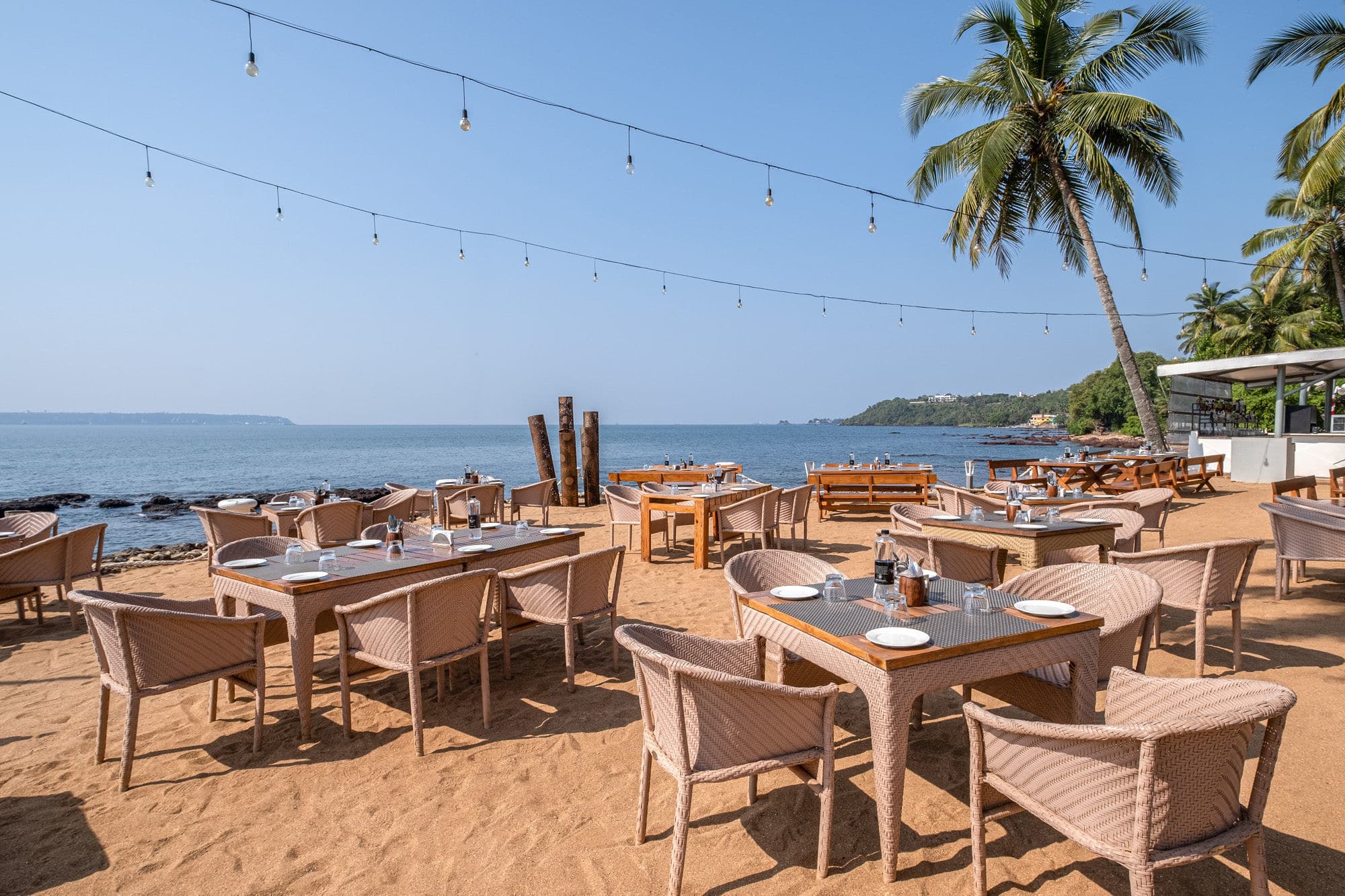 beach shacks, beer, beach bars, shack restaurants, seafood - Bay 15 - img3