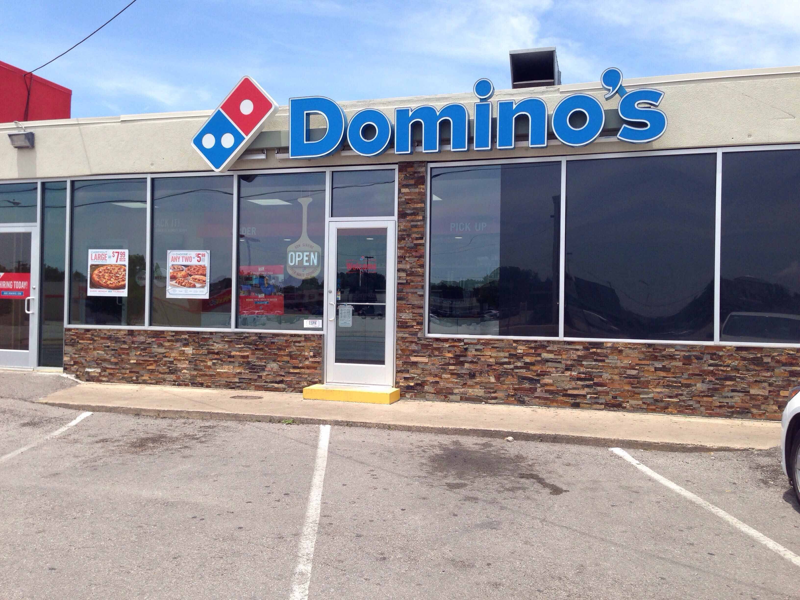 Domino's Pizza, Oak Cliff, Dallas