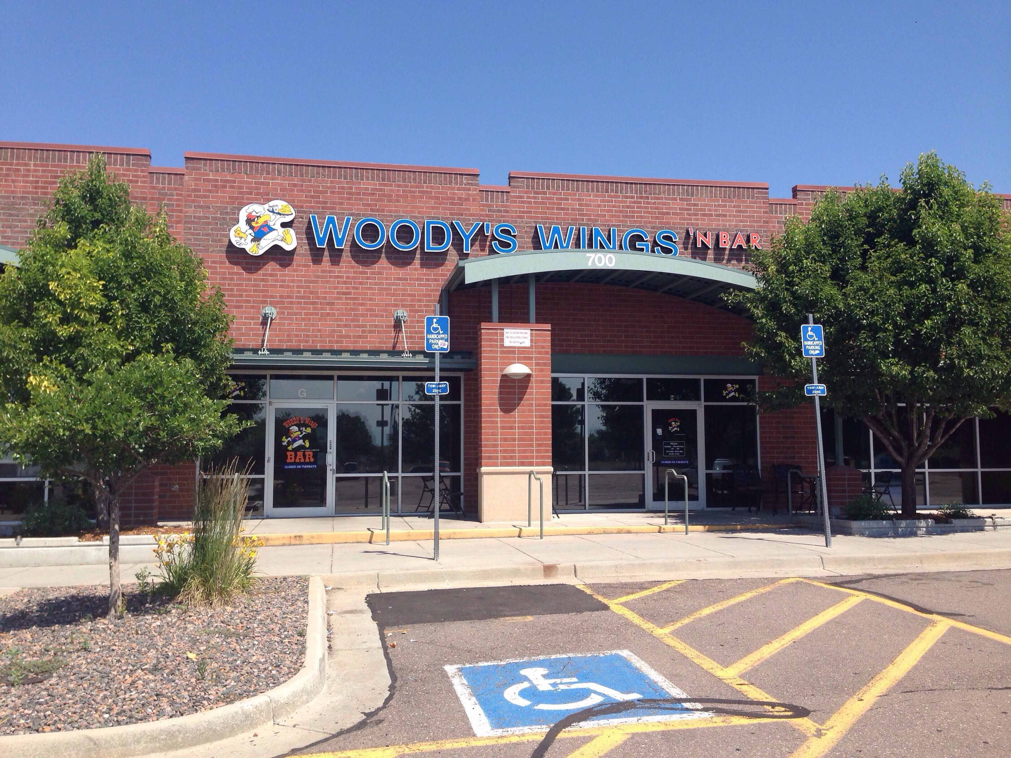Woody's Wings, Aurora, Denver
