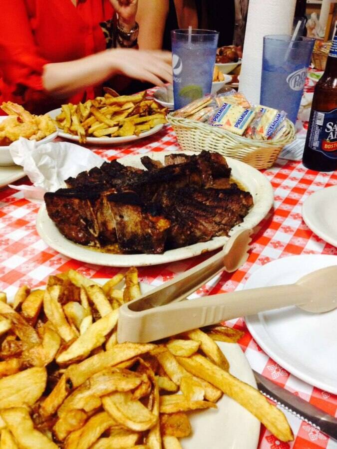 Doe's Eat Place Photos, Pictures of Doe's Eat Place, Little Rock