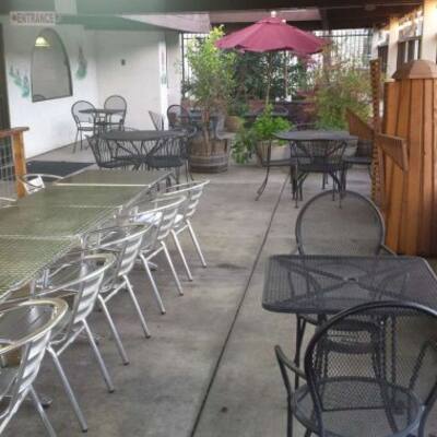 Windmills Cafe Ukiah क पत एव म नच त र