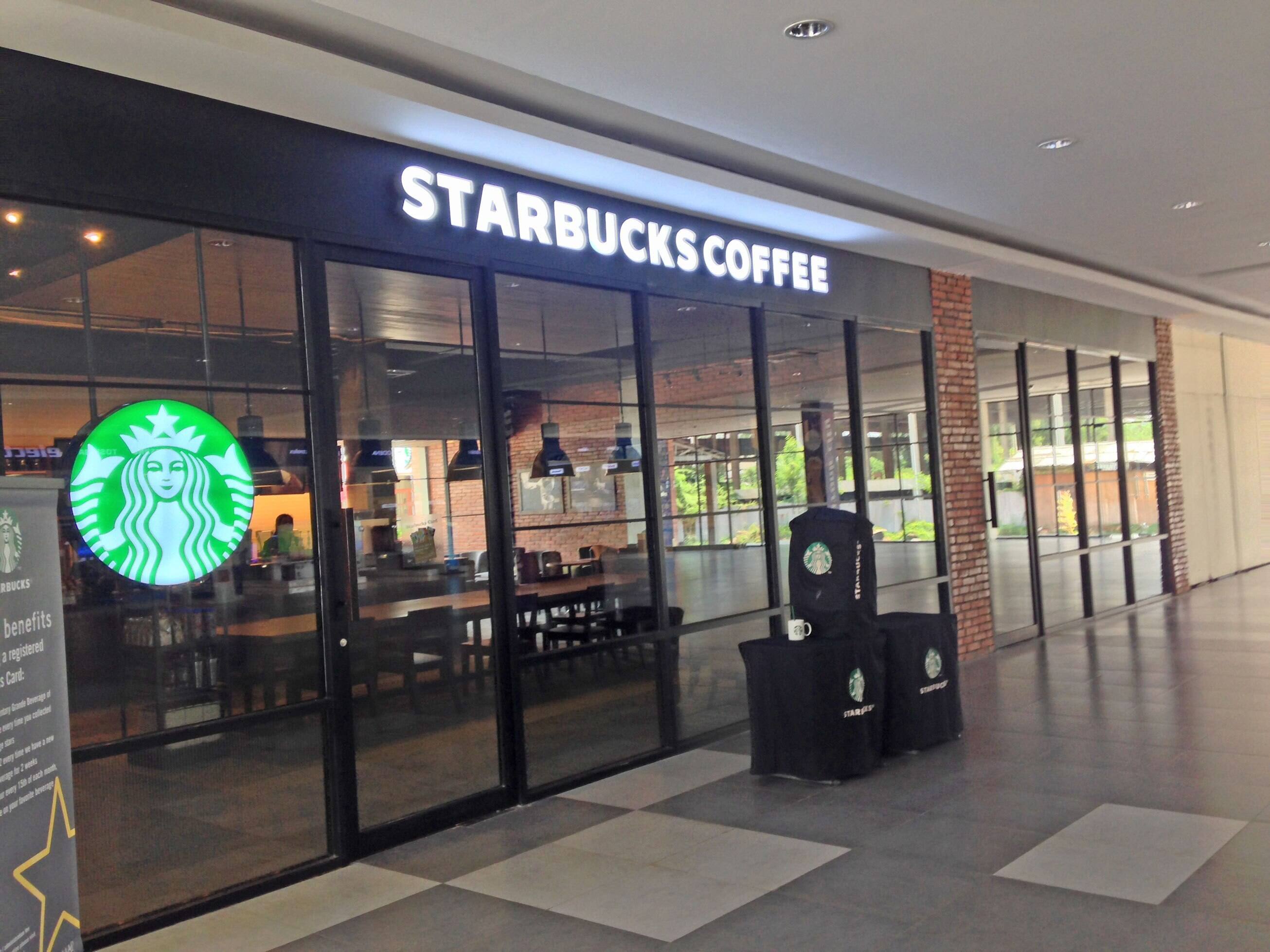 Starbucks Coffee Taman Mini Jakarta Zomato Indonesia