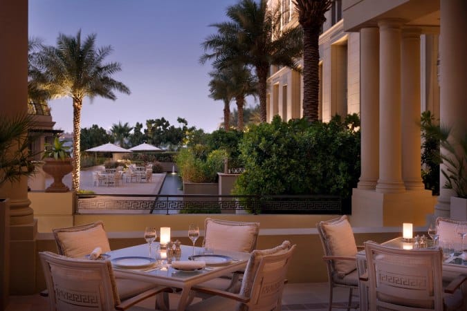 Palazzo versace discount restaurant