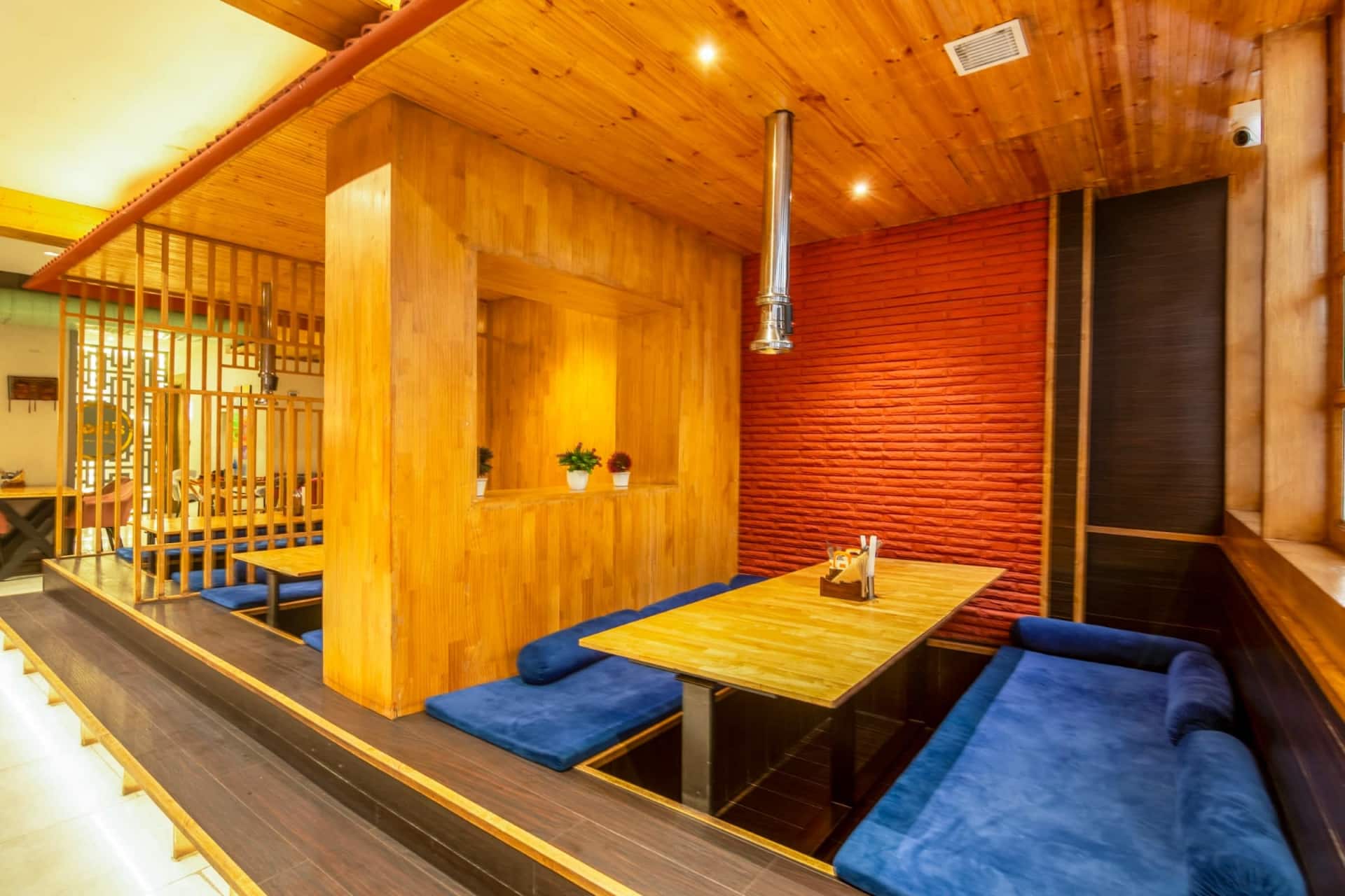 Restaurant image