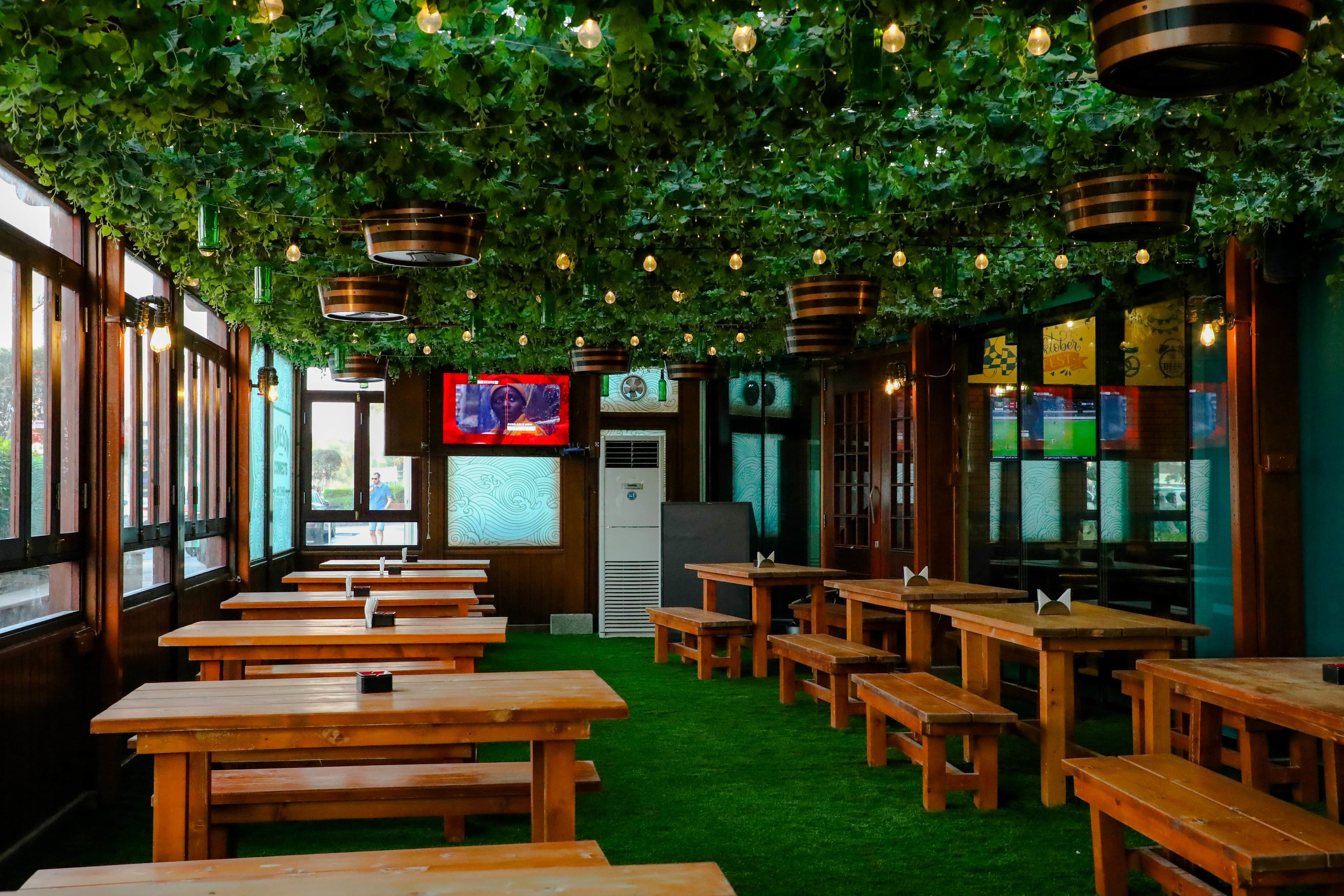 Victor's Pub