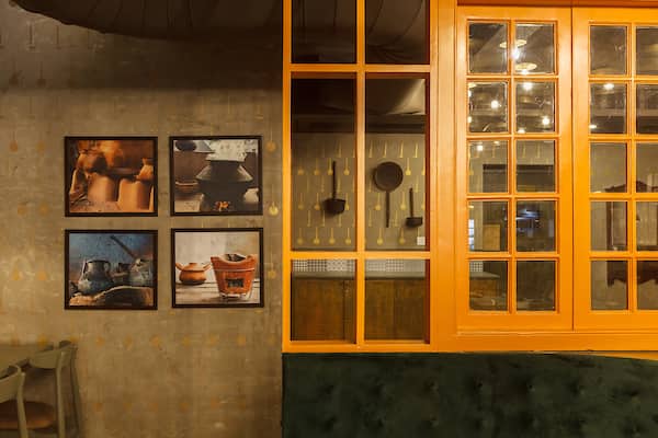 Restaurant image