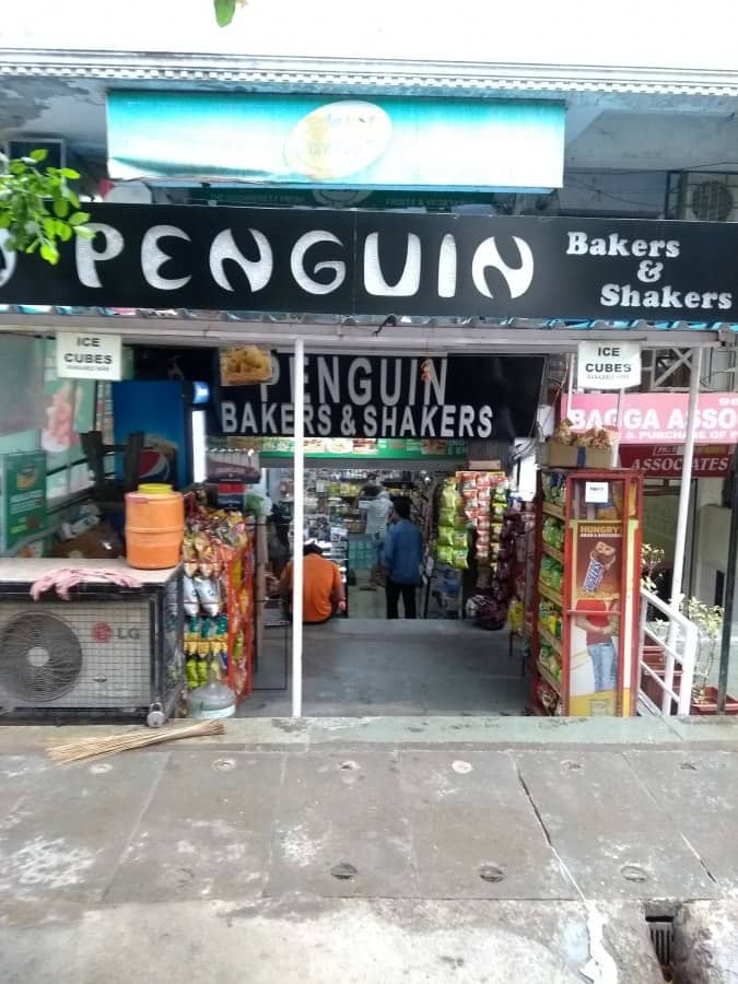 Penguin Bakers & Shakers