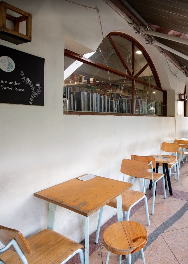 study cafes, study cafe near me, book cafe near me, book cafes, cozy cafe near me - Blue Tokai Coffee Roasters - img1