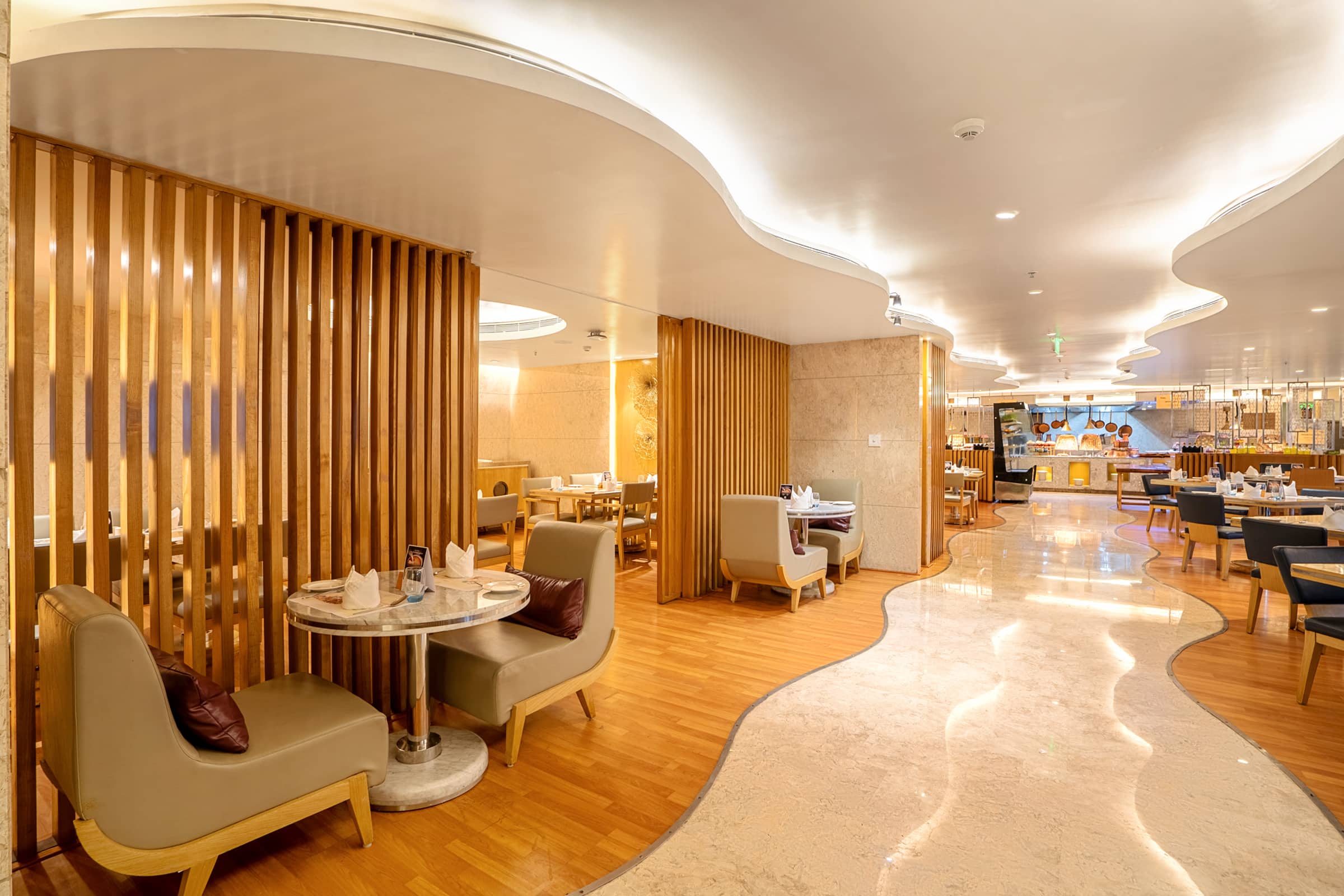 buffet restaurants, buffet near me, hotel buffet, buffet restaurants near me, breakfast buffet, lunch buffet, dinner buffet, hotel breakfast buffet, luxury buffet, best buffet restaurants near me - The Hebbal Cafe - Courtyard By Marriott - img2