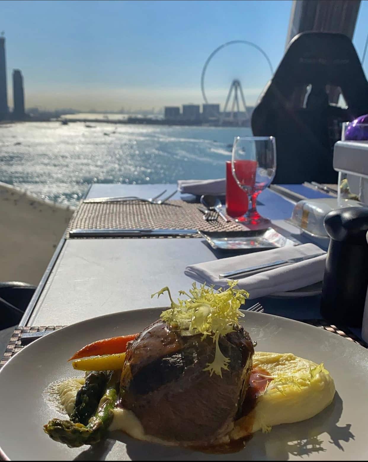 Menu of Dinner In The Sky, Jumeirah Beach Residence (JBR), Dubai