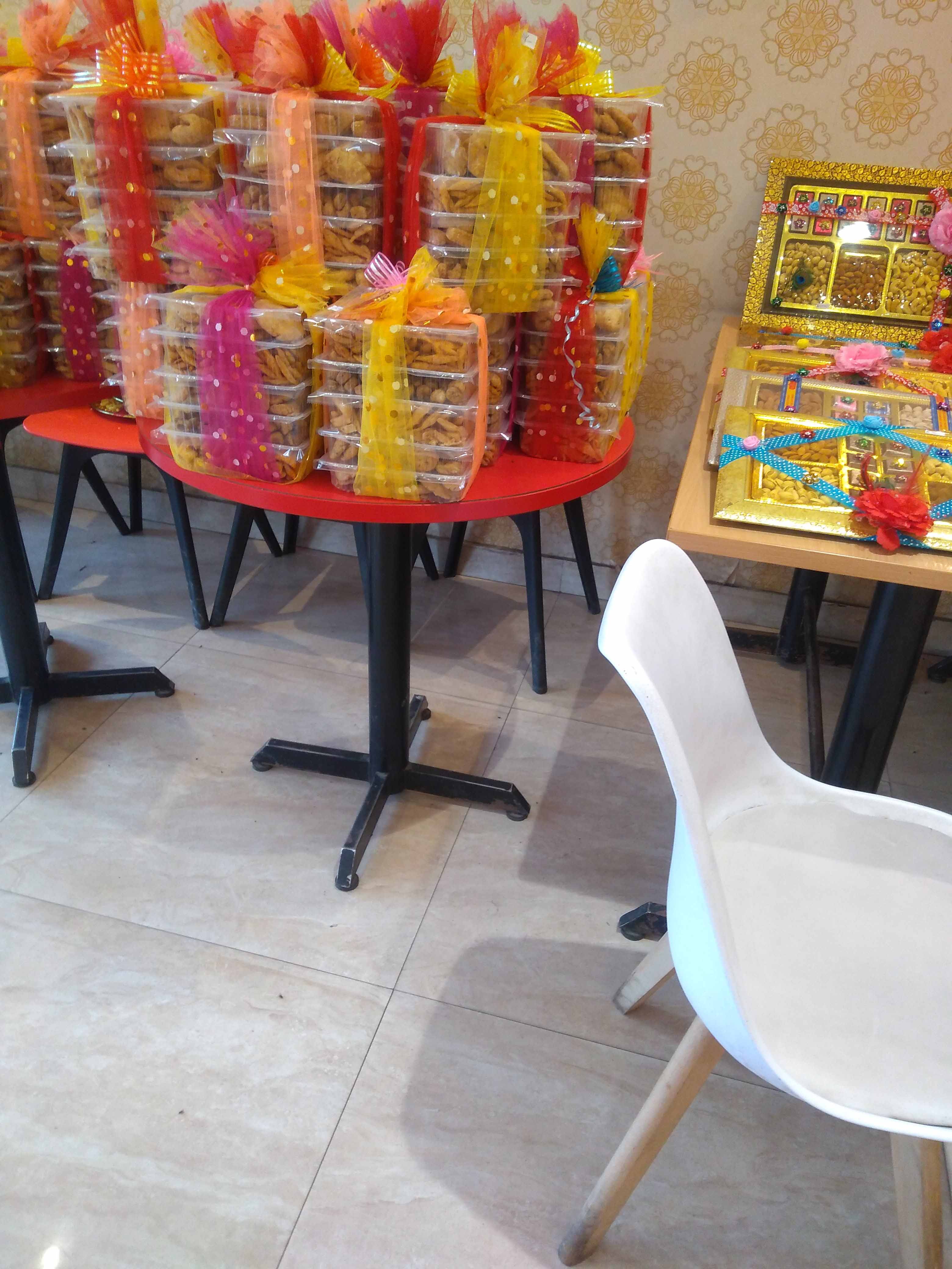 hariram sweets new delhi menu
