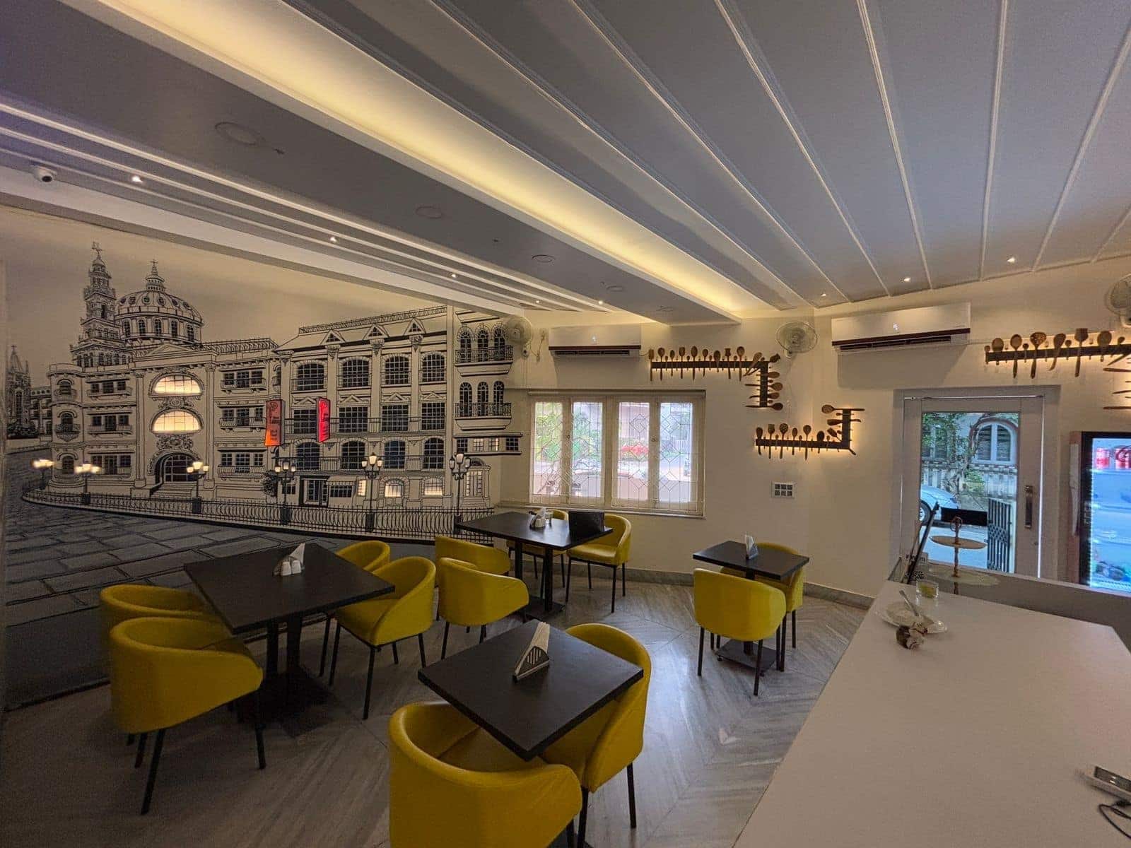 Restaurant image
