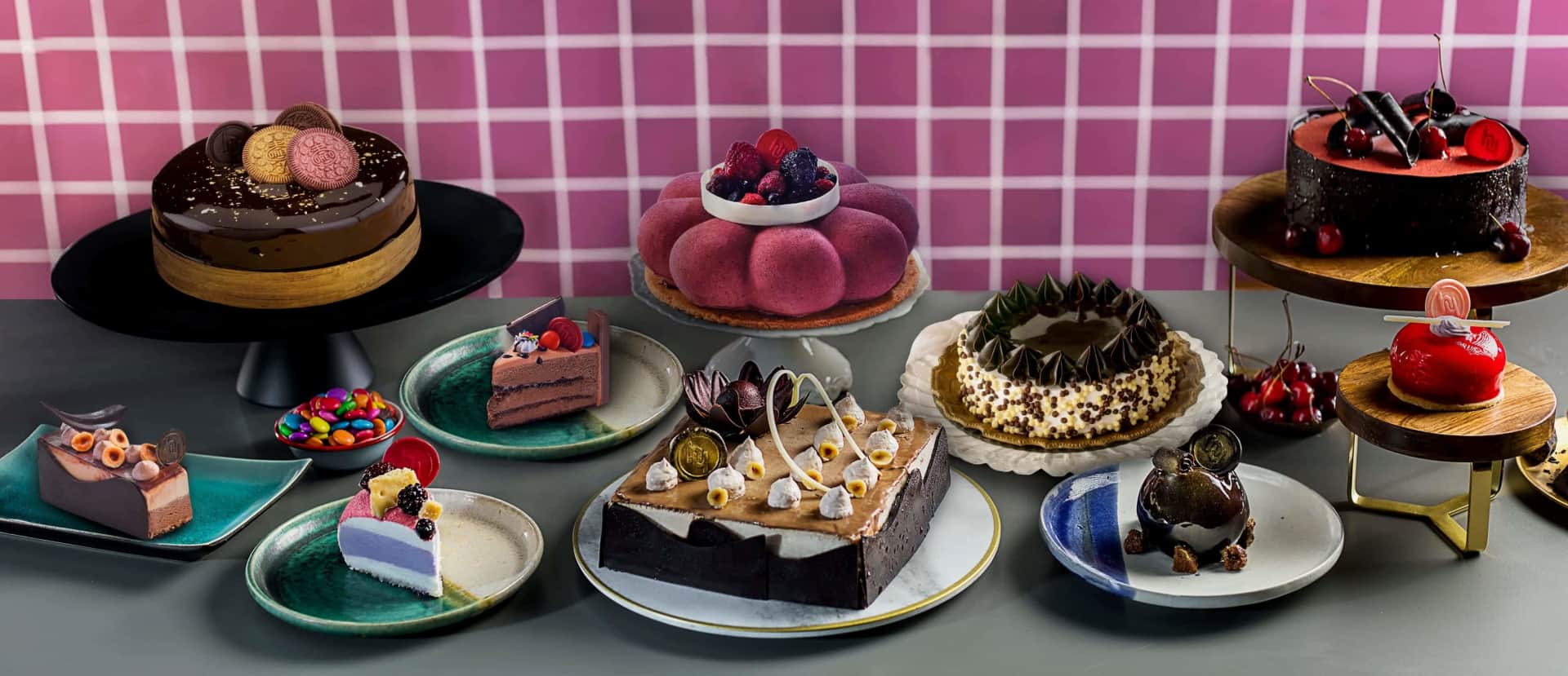 desserts, ice cream, waffles, tiramisu, brownies - Huber & Holly - img1