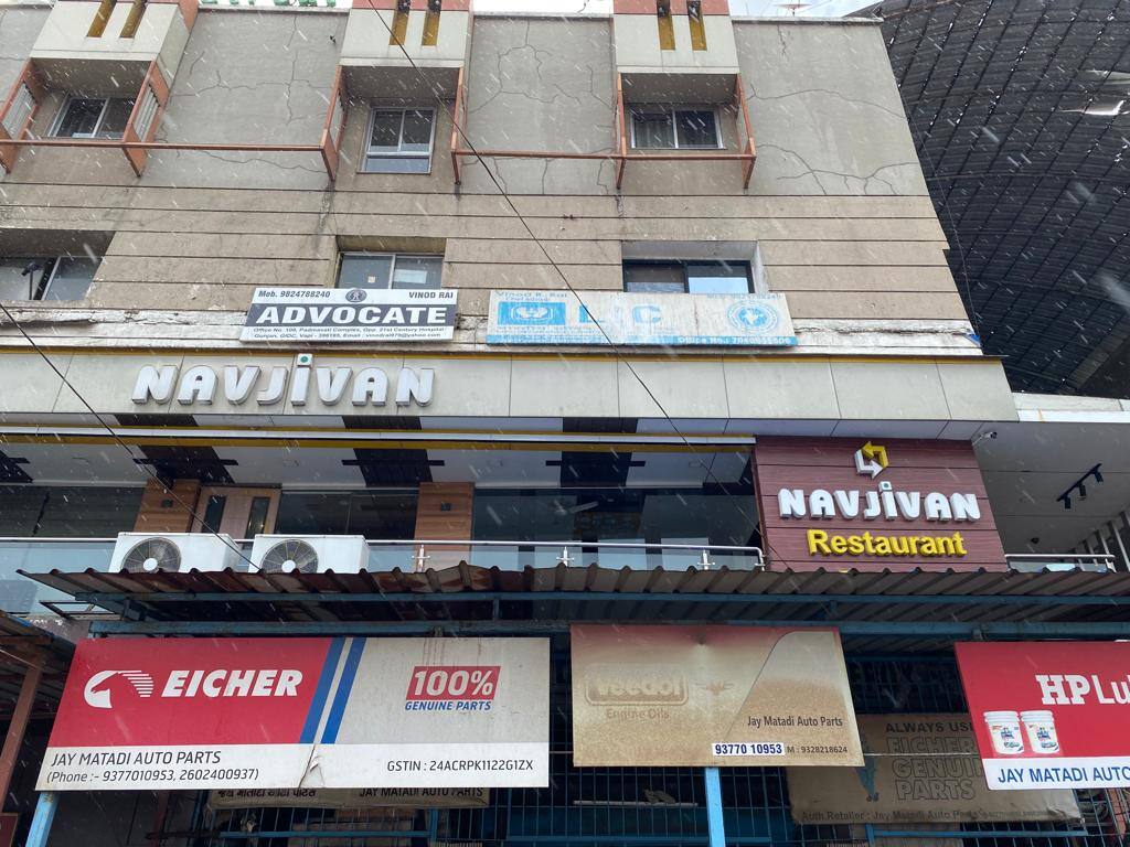 Navjivan Restaurant, Vapi Locality, Vapi | Zomato