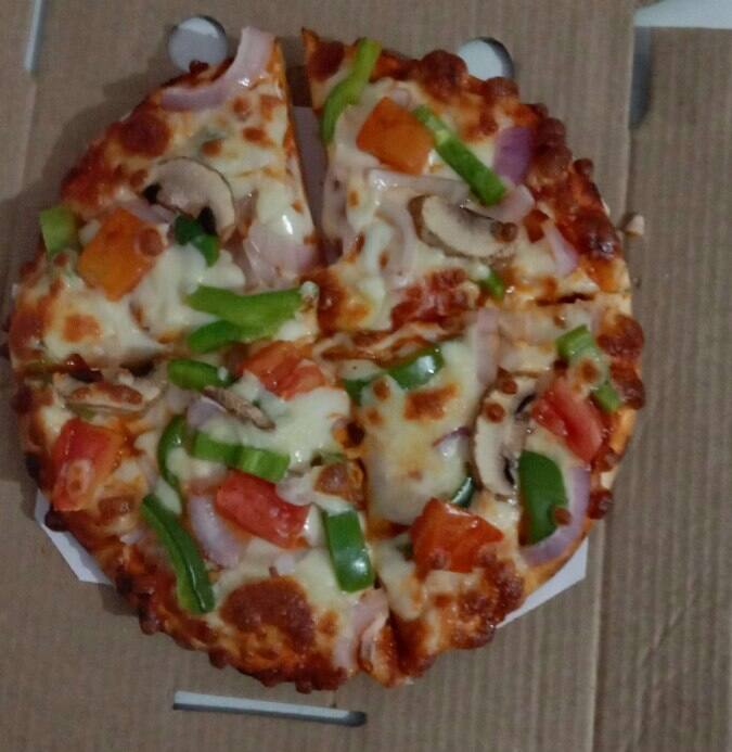Sub & Pizza
