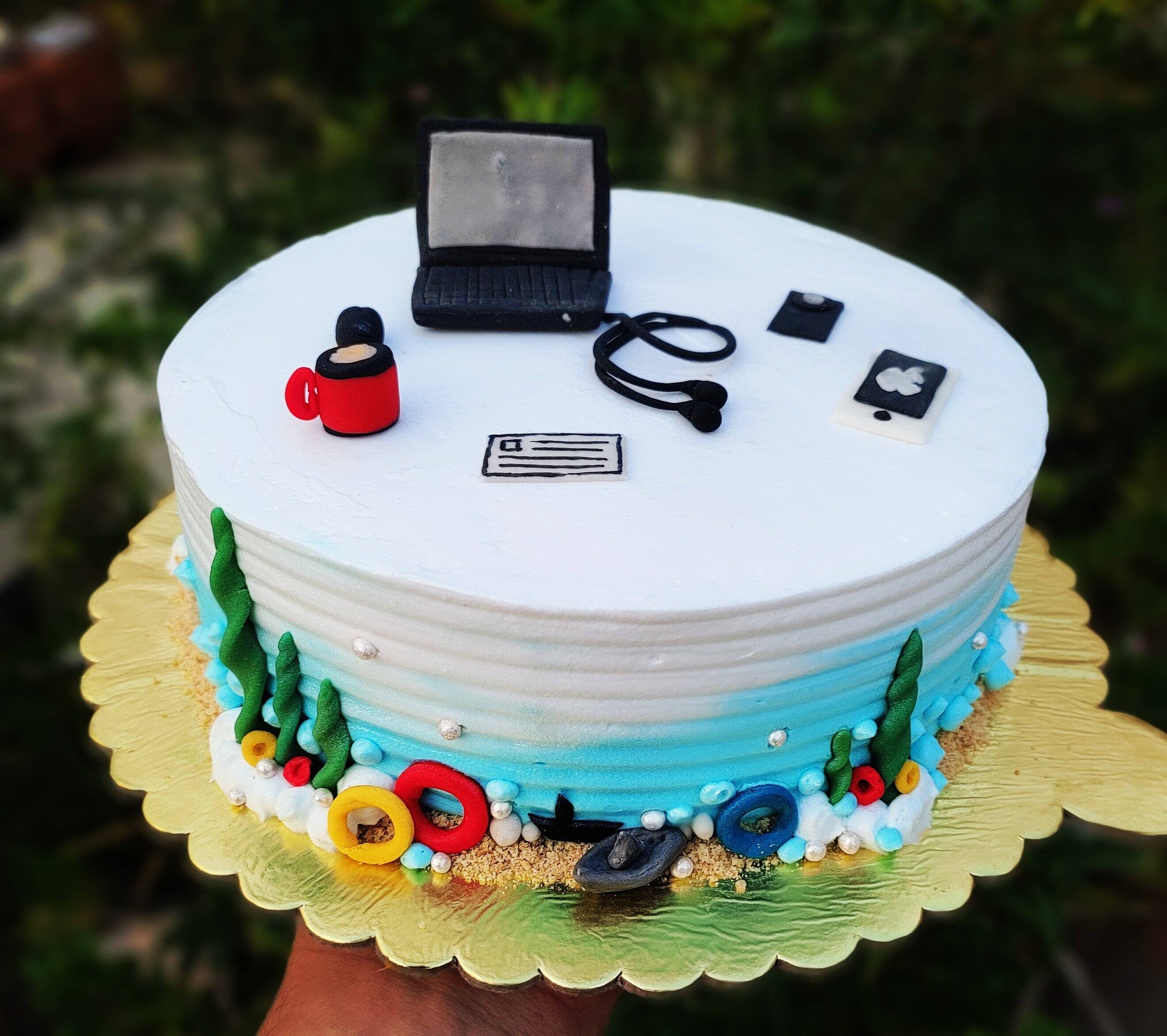 Melike Akalın - Computer Engineer management Birthday Cake | Doğum günü,  Pastalar, Fondant
