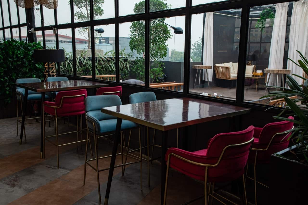 party bars, nightlife, fun bars for groups, night spots, late night bars, night clubs, dance clubs, party clubs near me, nightlife near me - Local - img2
