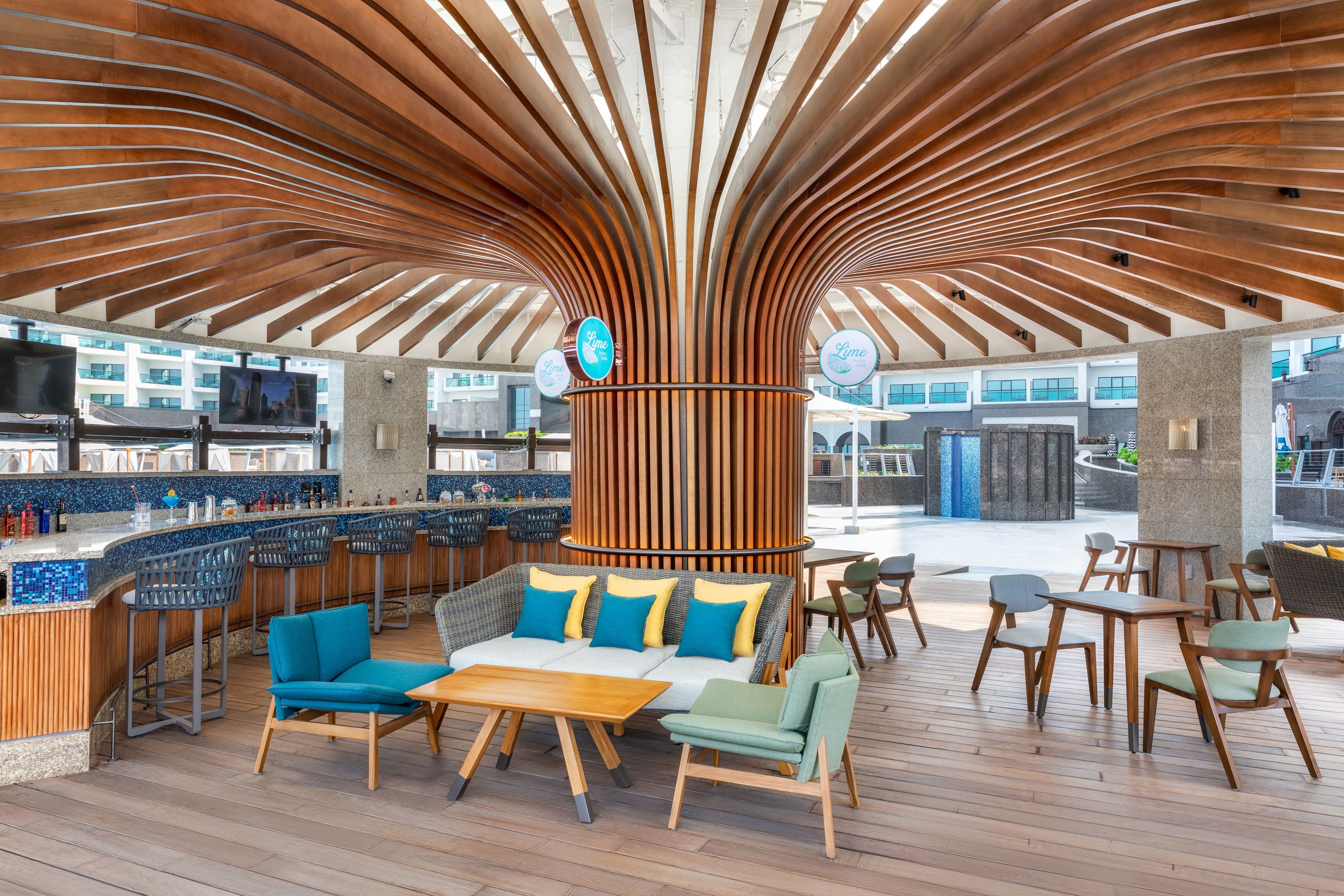 Lime Pool Bar Taj Exotica Resort & Spa, Palm Jumeirah, Dubai Zomato