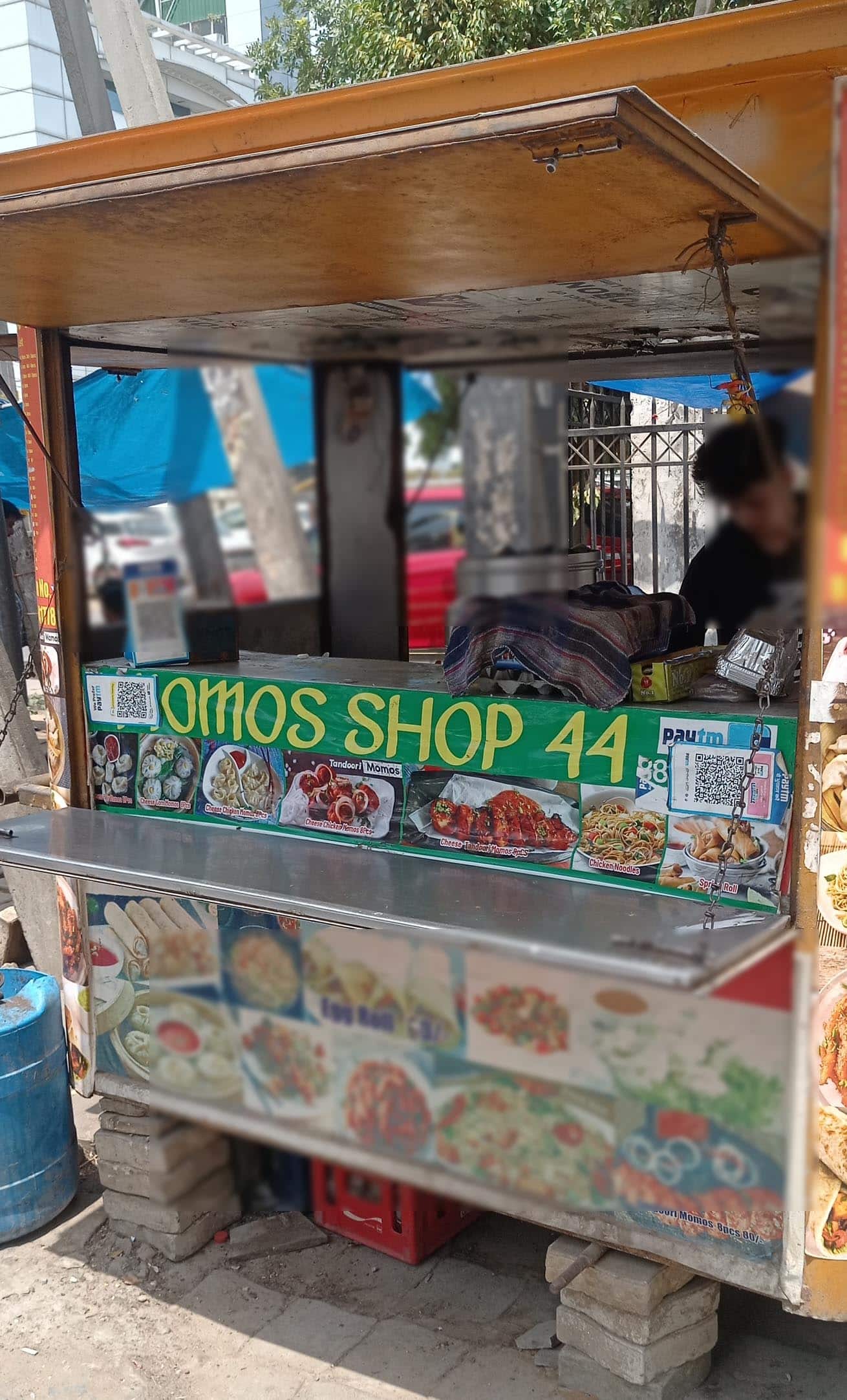 momo's shop❗️ Our hours are l 12/1pm-9/10pm We're open 6 Days a WEEK