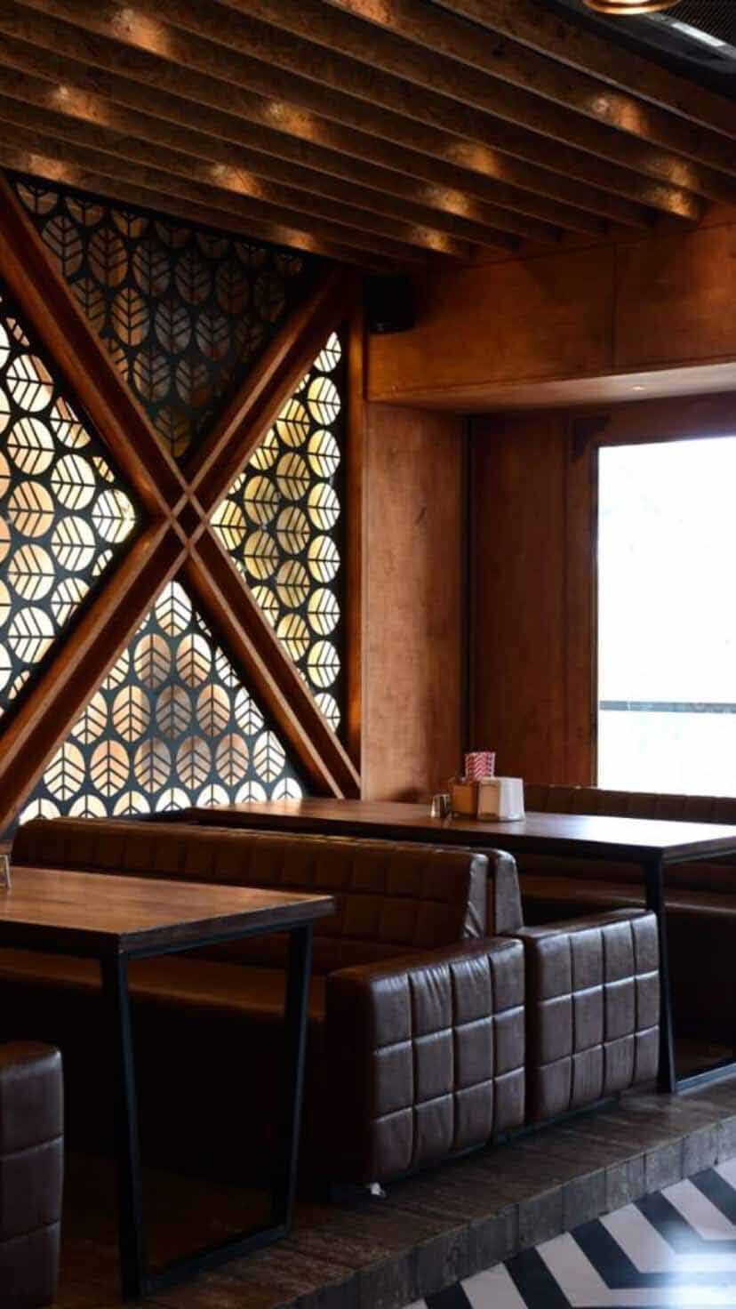 Book table and online reservation at The Frying Pan Restro Cafe