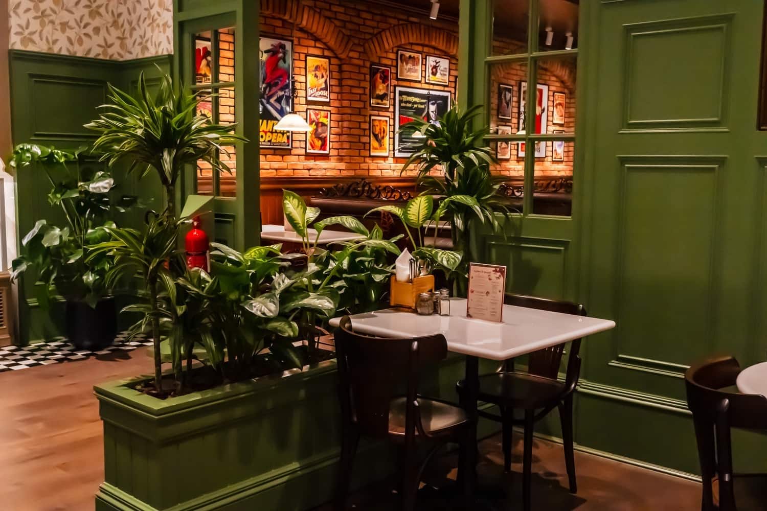Restaurant image