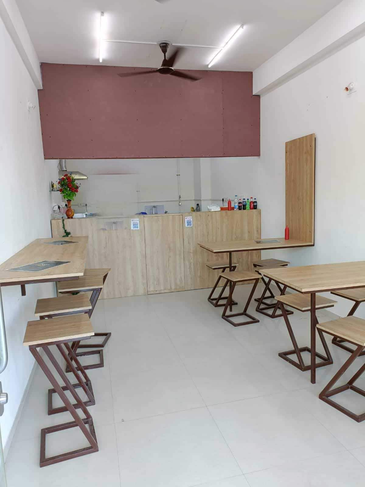 Snaki Cafe, Gotri order online Zomato