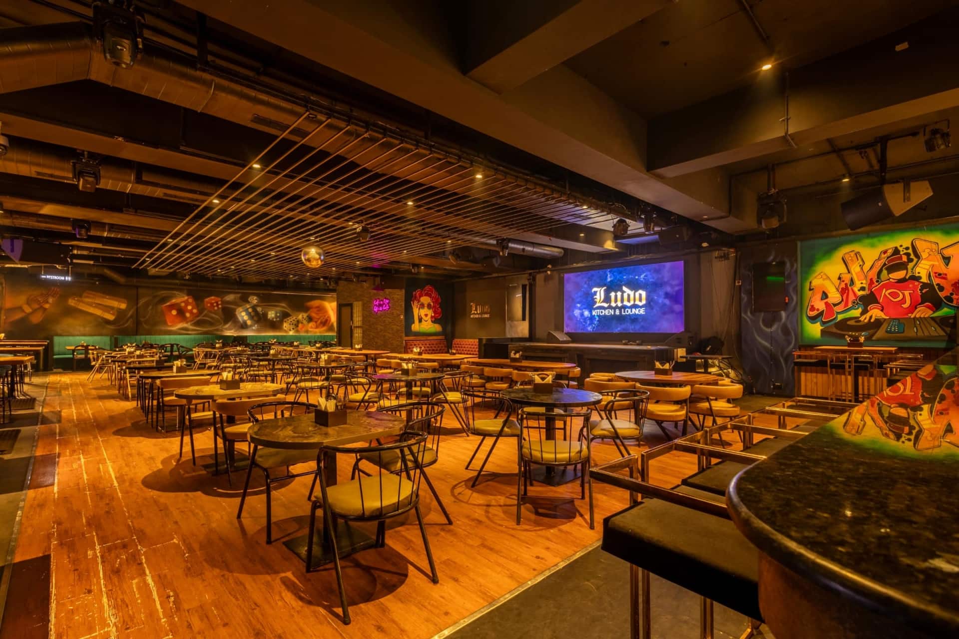 Restaurant image