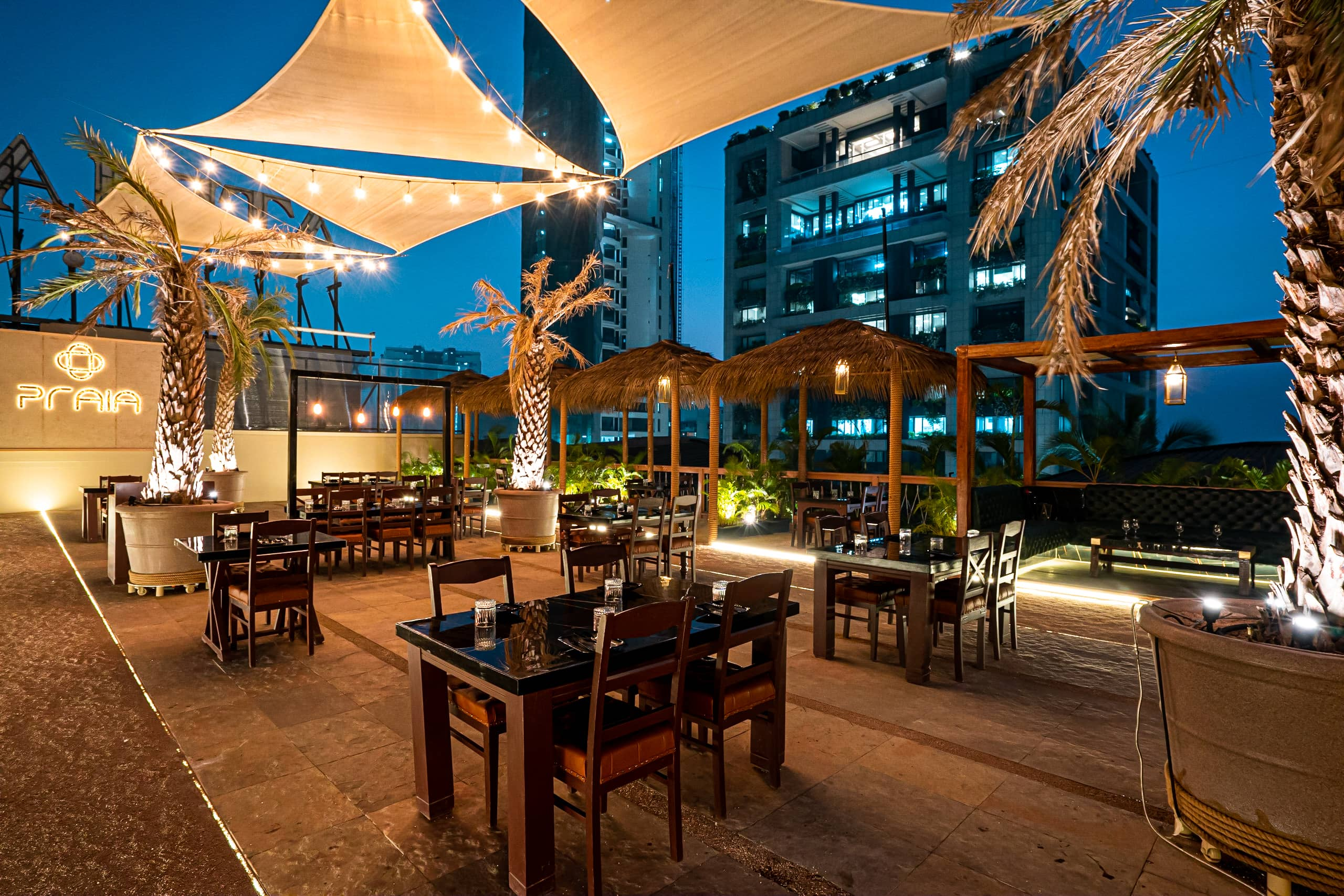 Praia Bar & Kitchen, Worli, Mumbai 