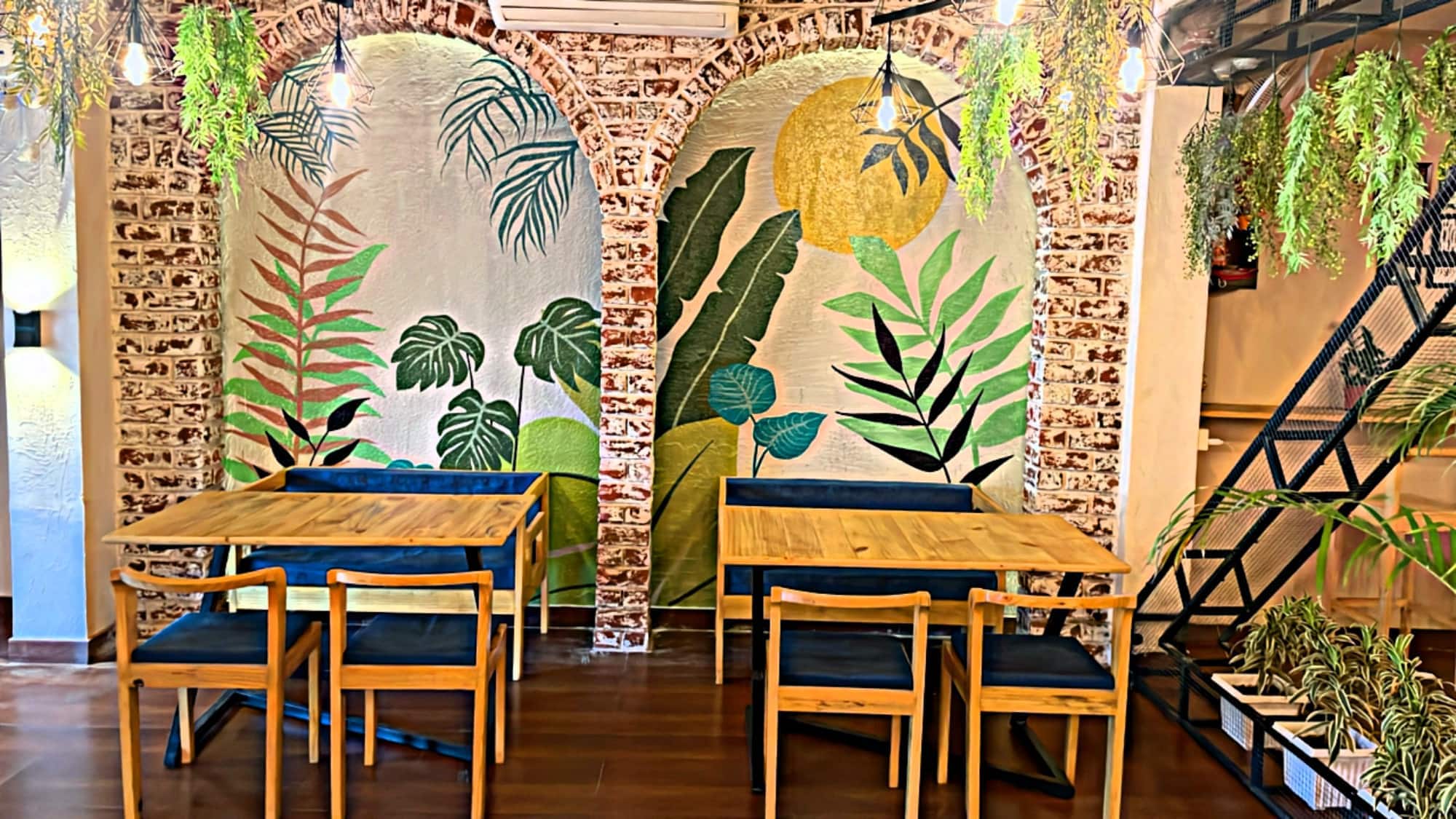 Book table and online reservation at Coffee Break, Mansarovar, Jaipur