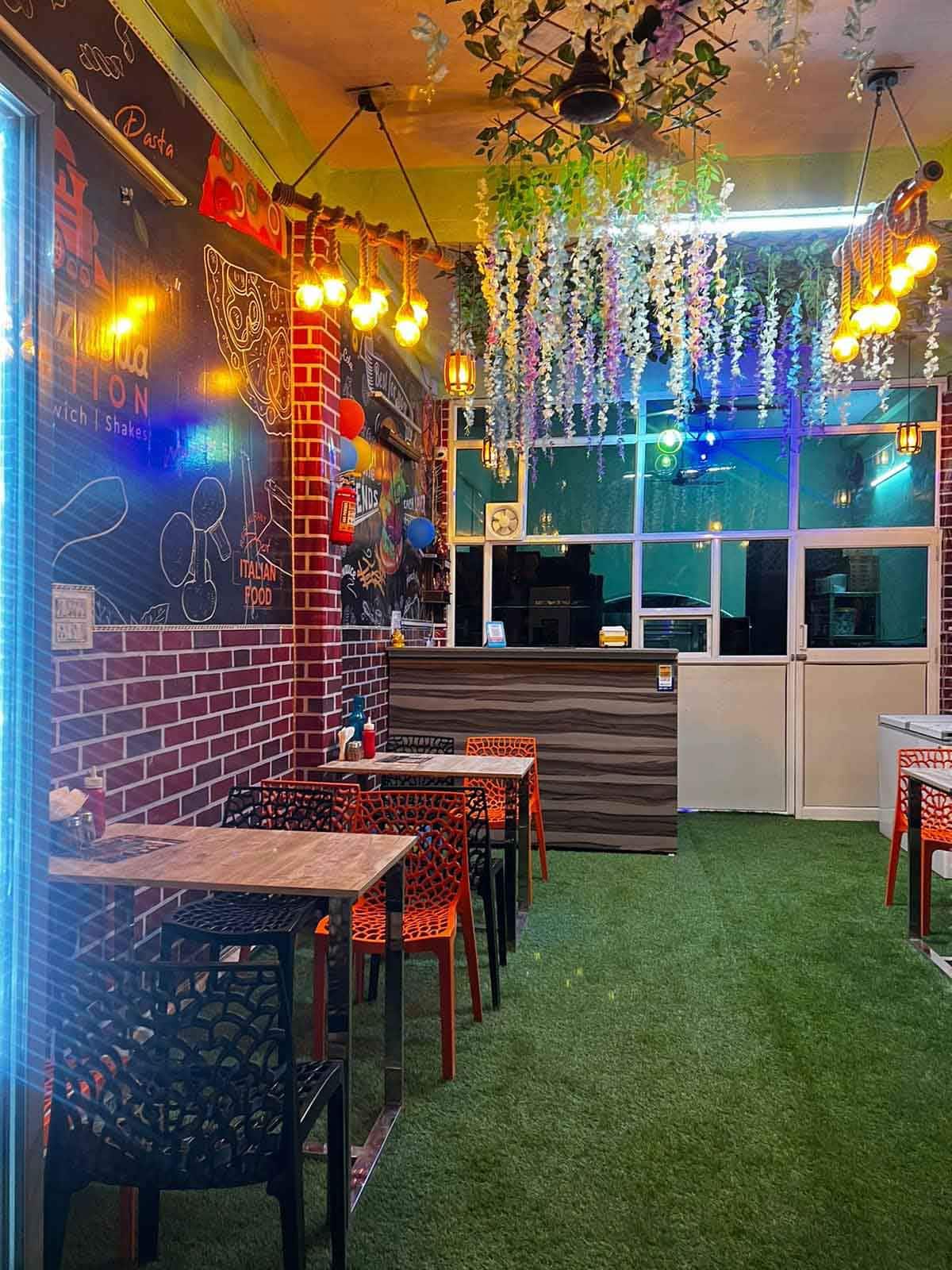 Engineers Pizza, Gaur City 2 order online Zomato