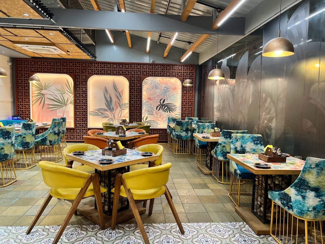 Restaurant image