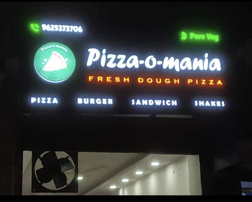 Pizza-o-mania, Mayur Vihar Phase 1, New Delhi 