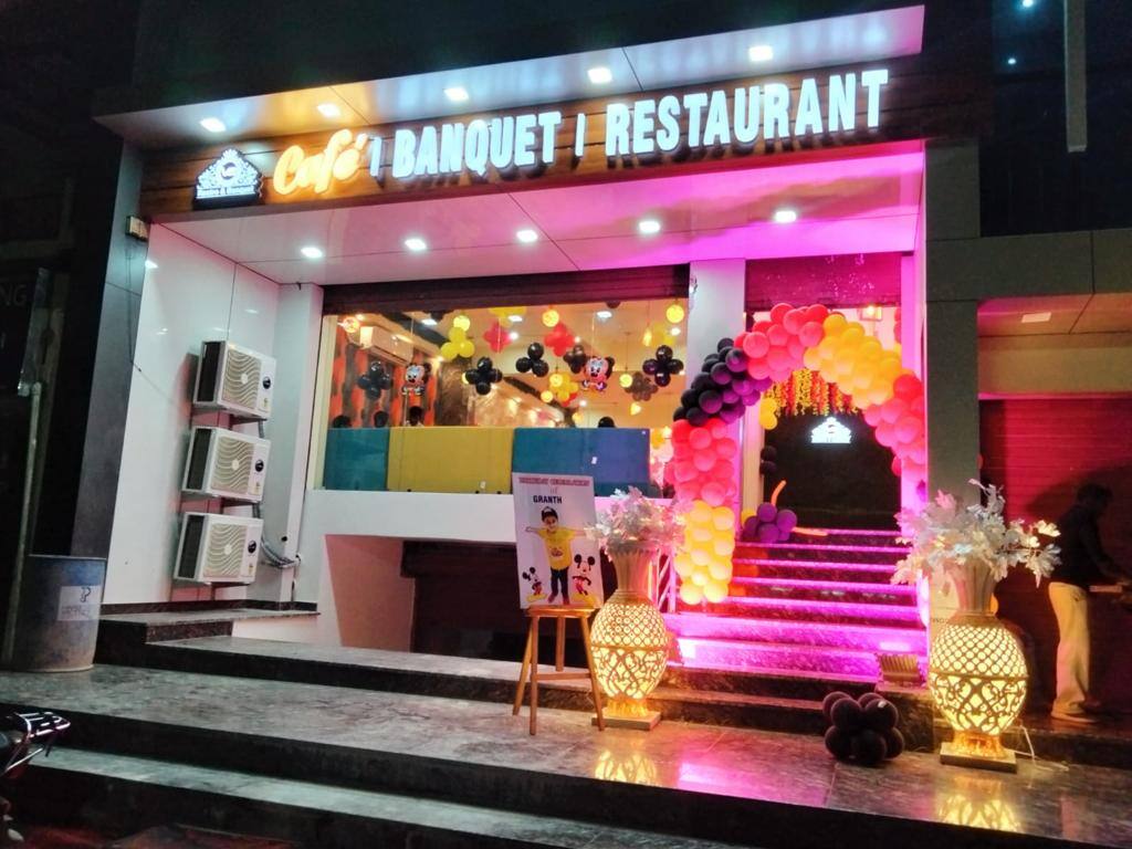 V2 Cafe Indira Nagar Lucknow Zomato